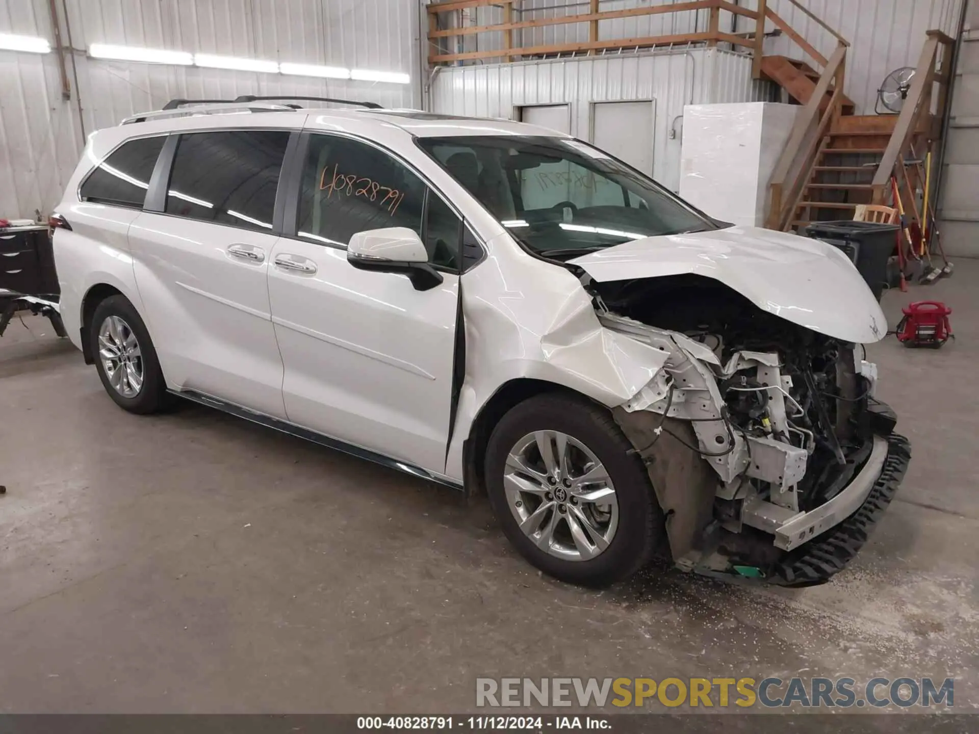 1 Photograph of a damaged car 5TDZSKFC0RS110247 TOYOTA SIENNA 2024