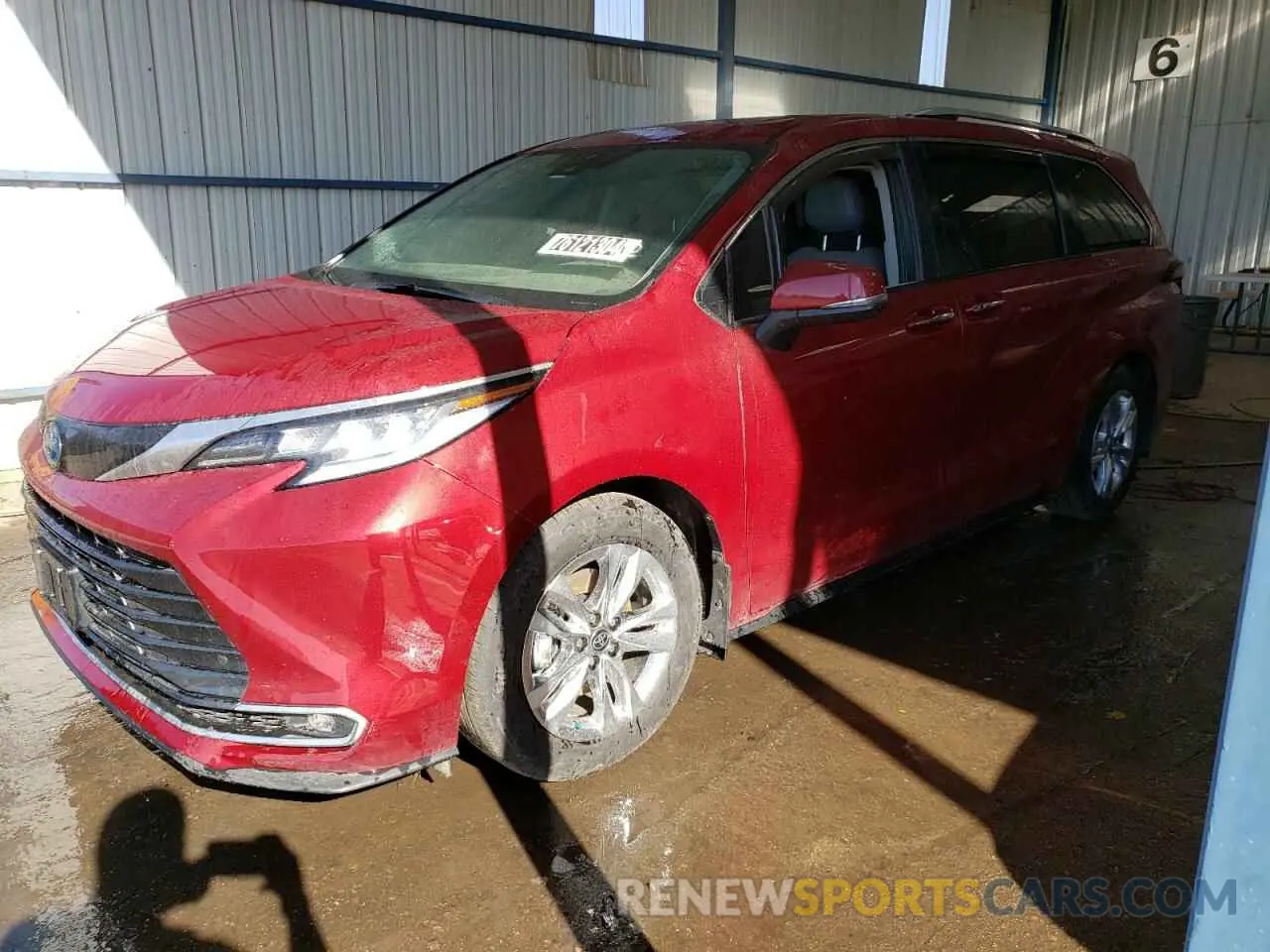 1 Photograph of a damaged car 5TDZSKFC1RS122942 TOYOTA SIENNA 2024