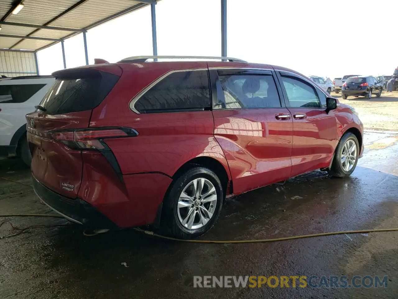 3 Photograph of a damaged car 5TDZSKFC1RS122942 TOYOTA SIENNA 2024