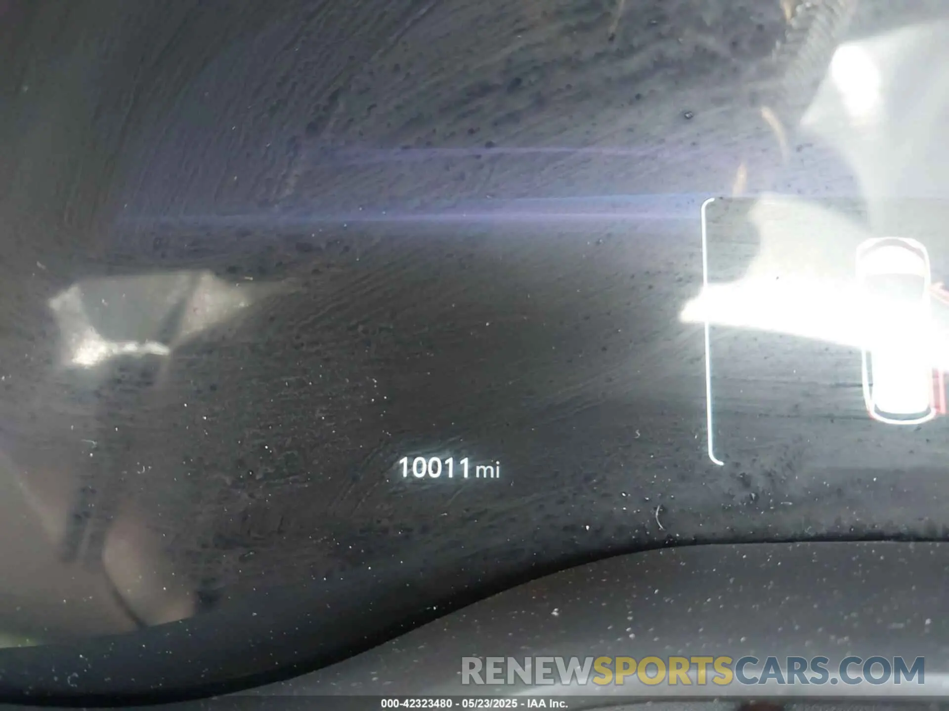 16 Photograph of a damaged car 5TDCSKFCXSS156213 TOYOTA SIENNA 2025