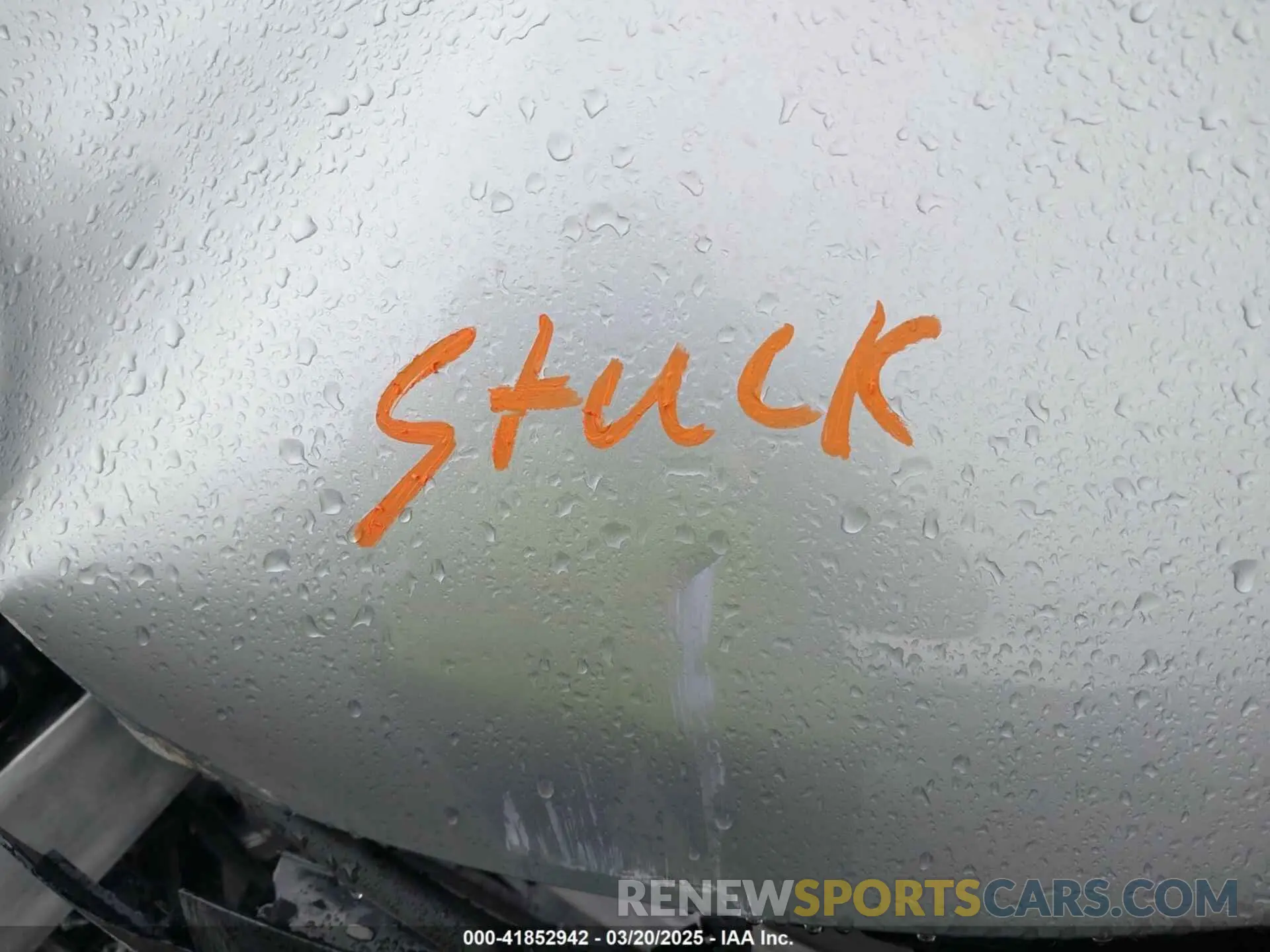 10 Photograph of a damaged car 5TDESKFC0SS168900 TOYOTA SIENNA 2025