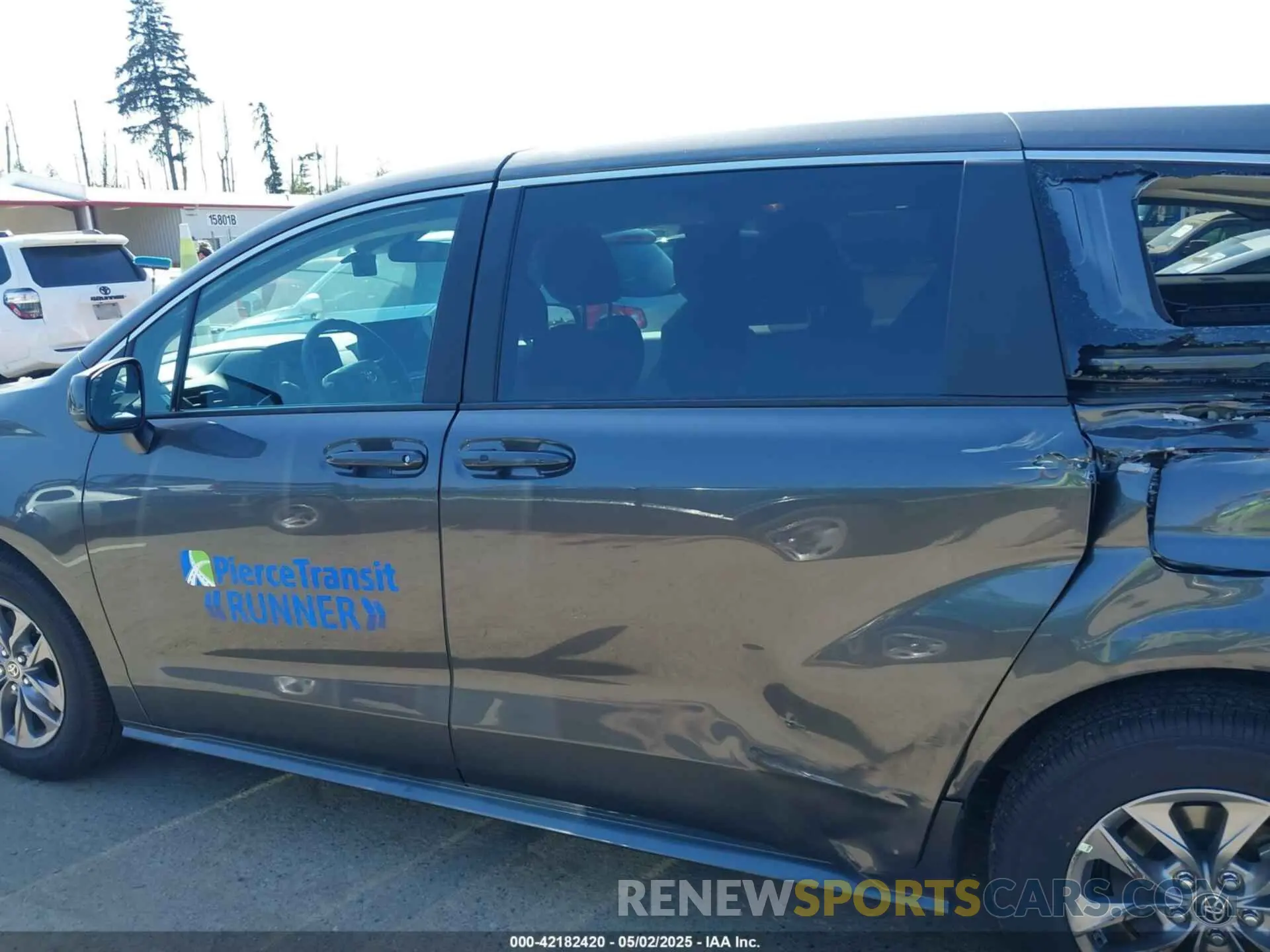 13 Photograph of a damaged car 5TDKRKEC2SS239529 TOYOTA SIENNA 2025