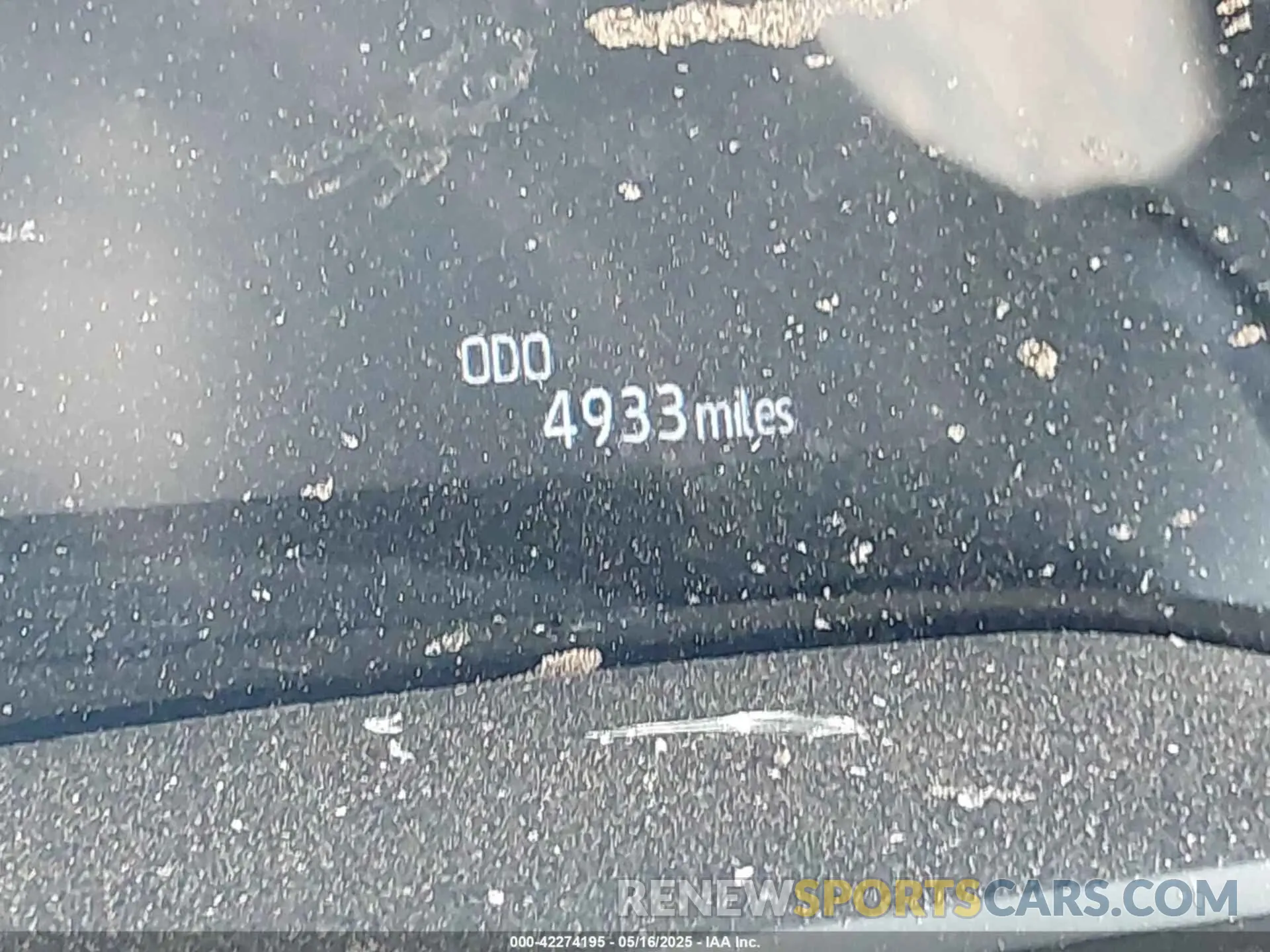 16 Photograph of a damaged car 5TDKRKEC8SS245934 TOYOTA SIENNA 2025