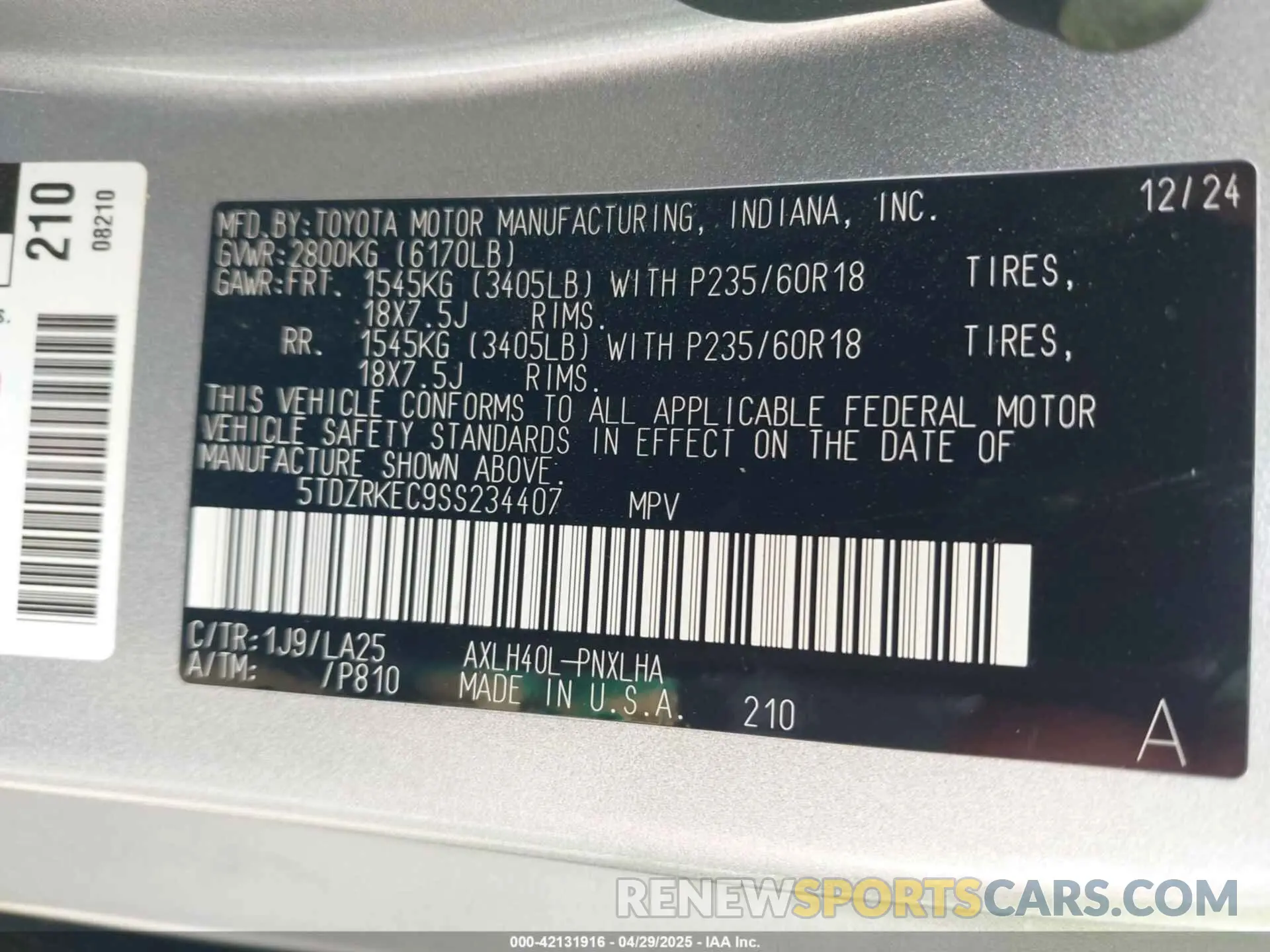 9 Photograph of a damaged car 5TDZRKEC9SS234407 TOYOTA SIENNA 2025