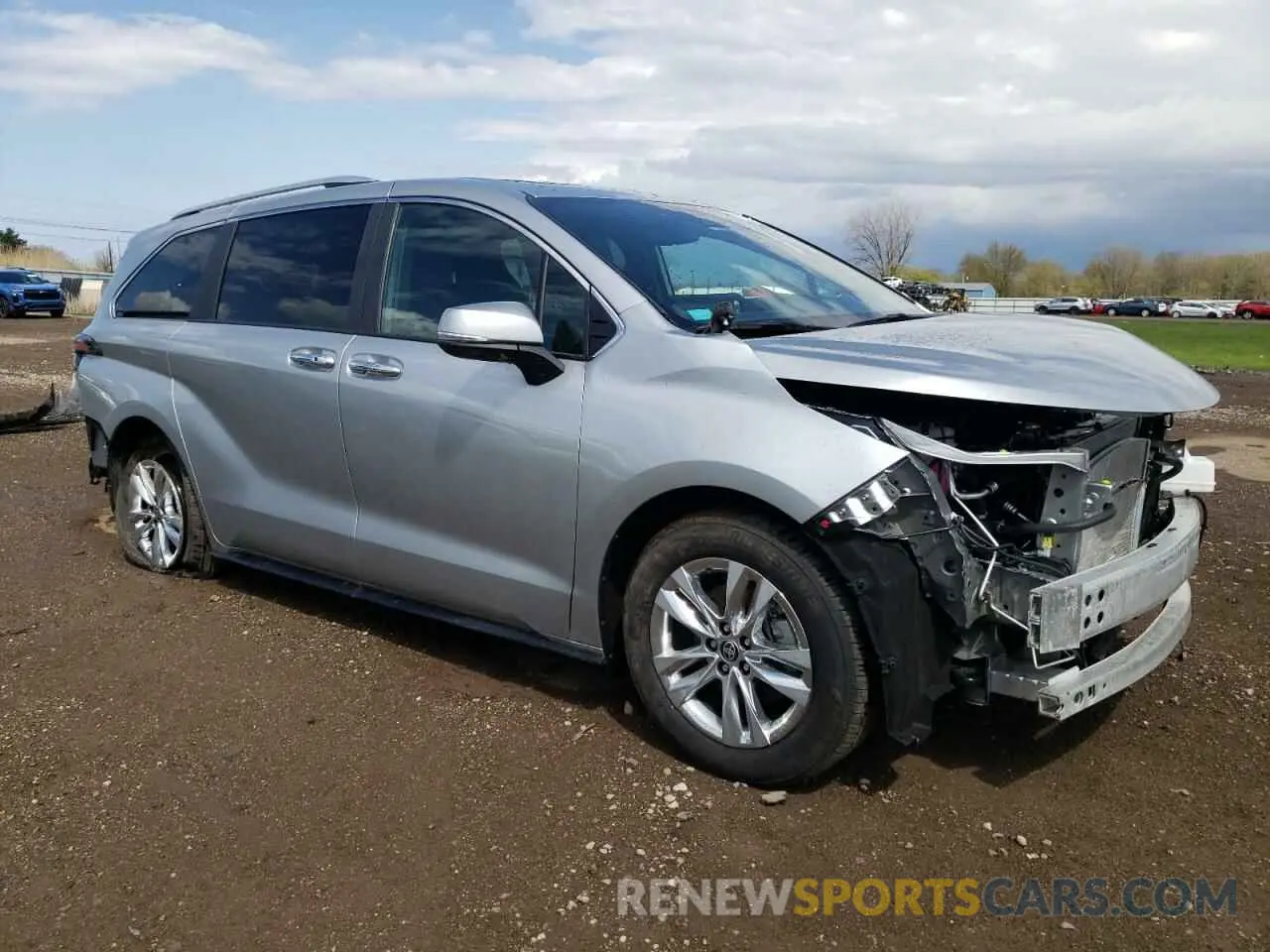 4 Photograph of a damaged car 5TDZSKFC2SS164445 TOYOTA SIENNA 2025