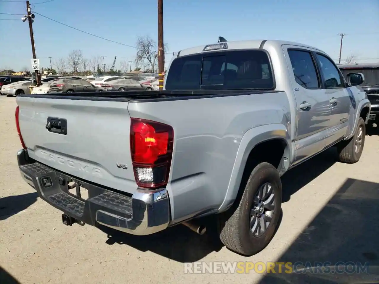 4 Photograph of a damaged car 3TMAZ5CN0KM088949 TOYOTA TACOMA 2019