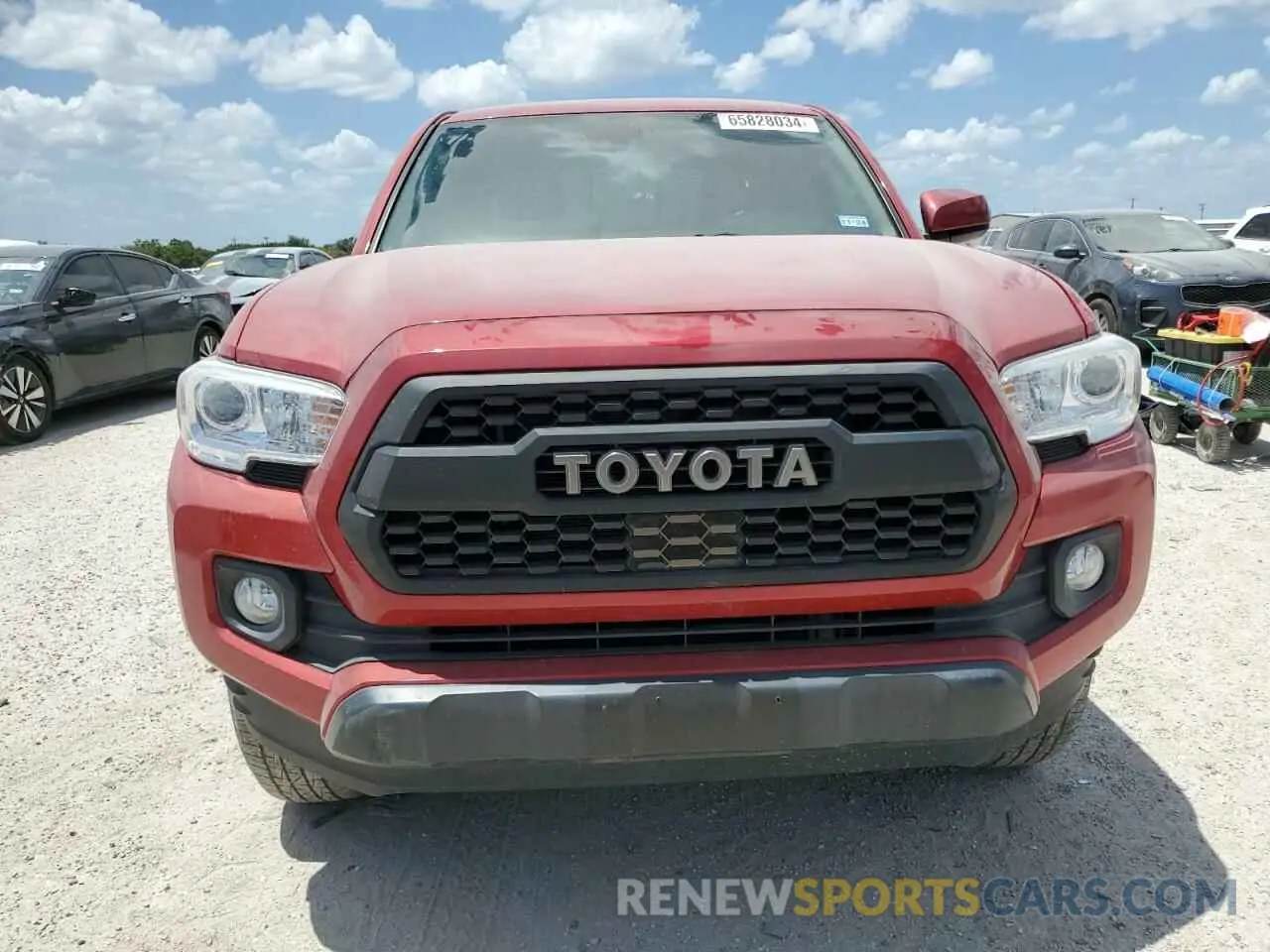 5 Photograph of a damaged car 3TMAZ5CN0KM088952 TOYOTA TACOMA 2019