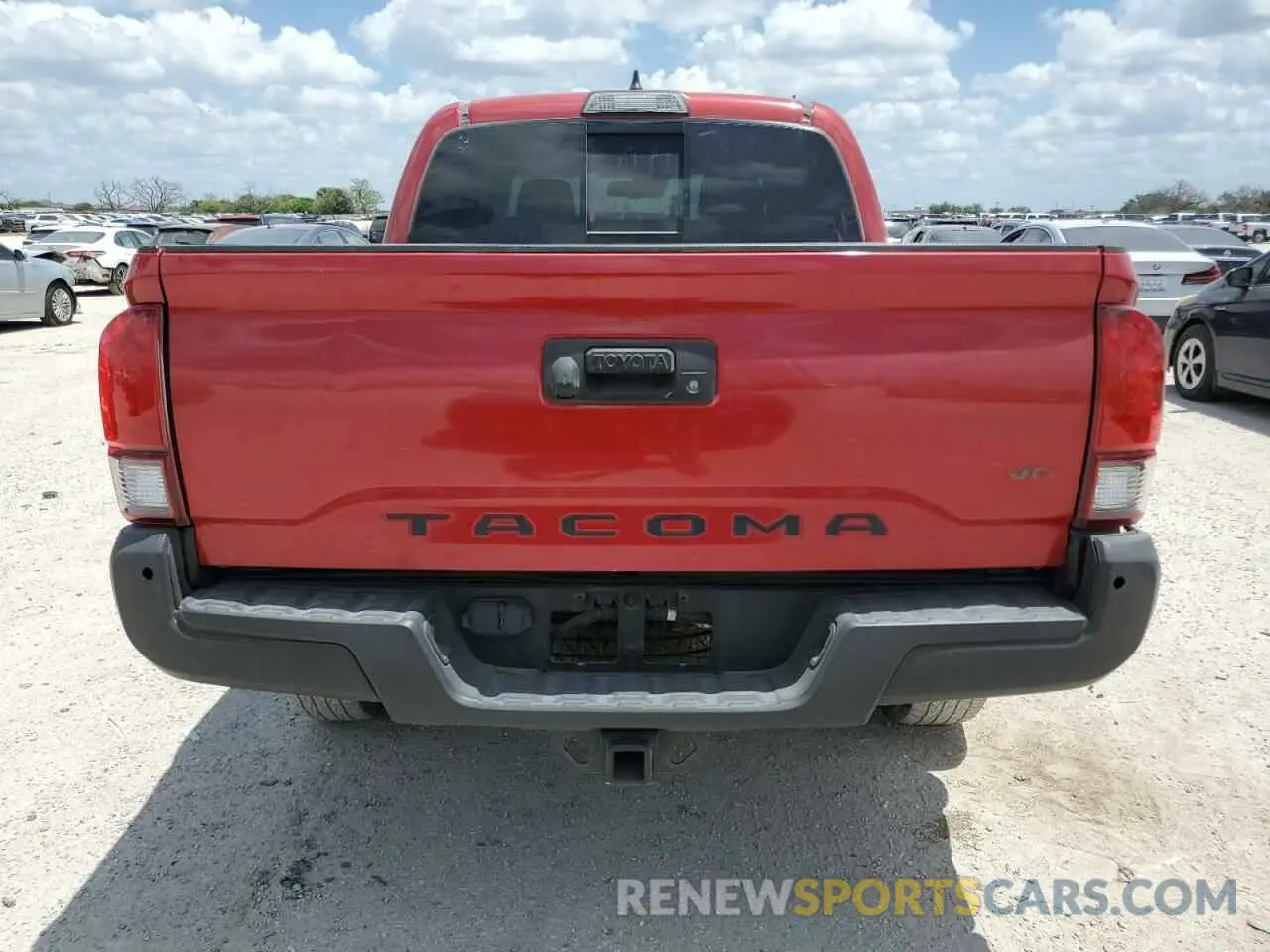 6 Photograph of a damaged car 3TMAZ5CN0KM088952 TOYOTA TACOMA 2019