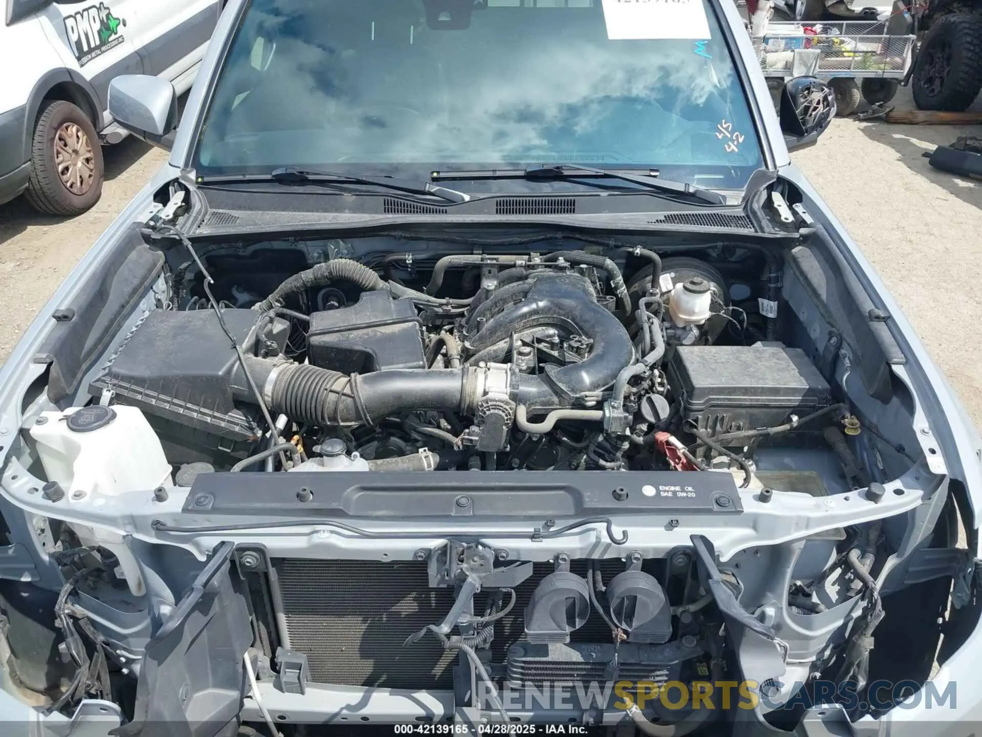 10 Photograph of a damaged car 3TMAZ5CN0KM089437 TOYOTA TACOMA 2019