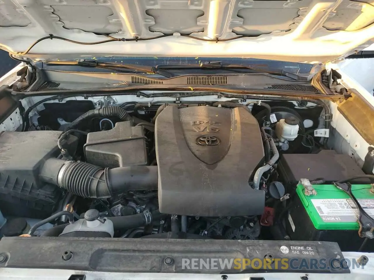 11 Photograph of a damaged car 3TMAZ5CN0KM098669 TOYOTA TACOMA 2019