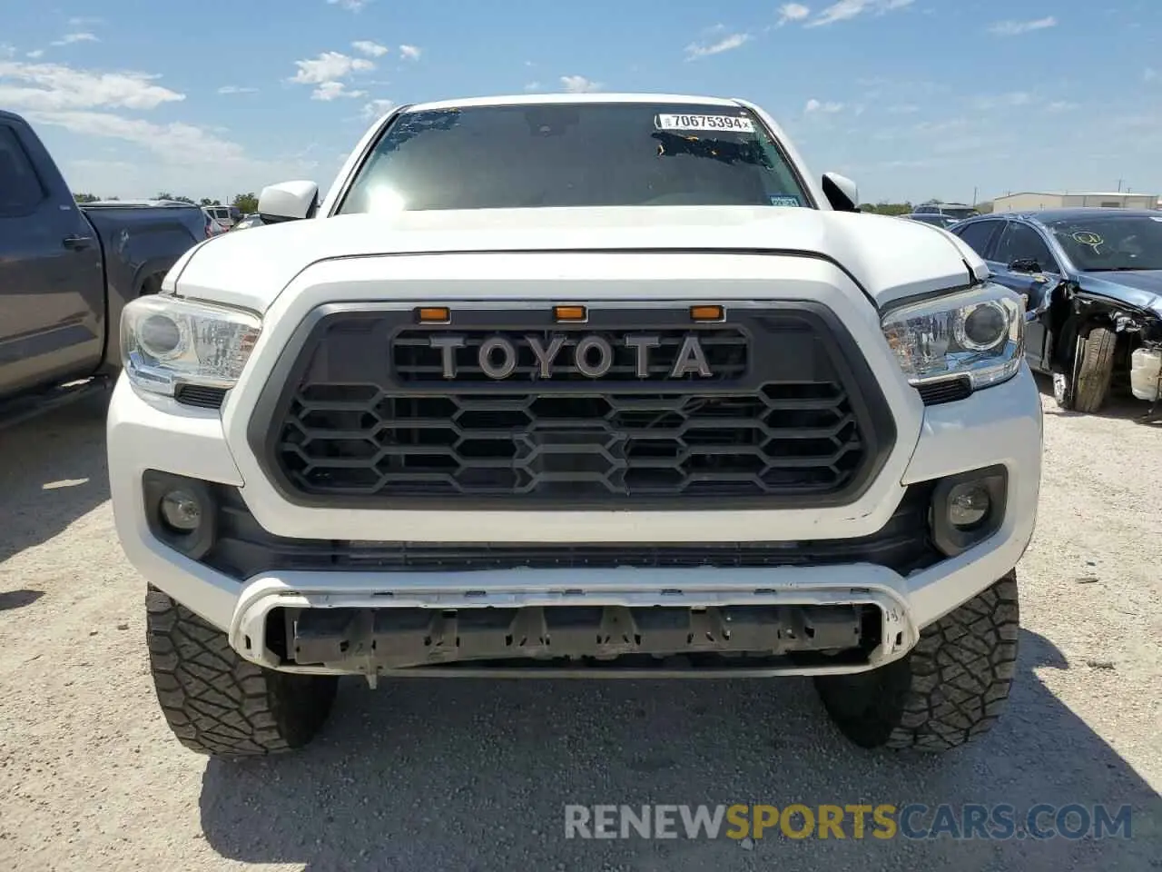 5 Photograph of a damaged car 3TMAZ5CN0KM104356 TOYOTA TACOMA 2019
