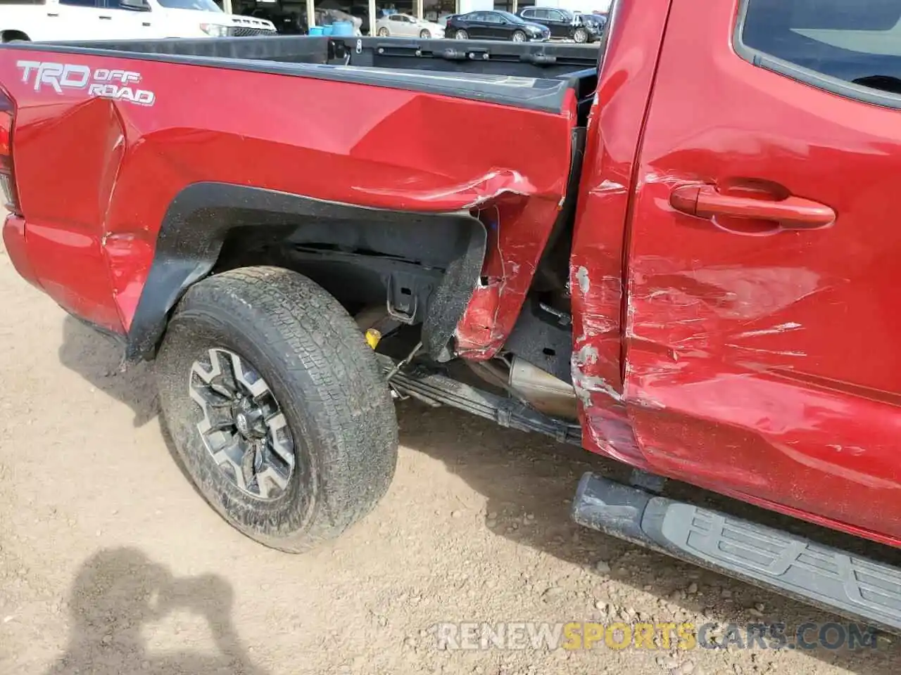 9 Photograph of a damaged car 3TMAZ5CN0KM110187 TOYOTA TACOMA 2019