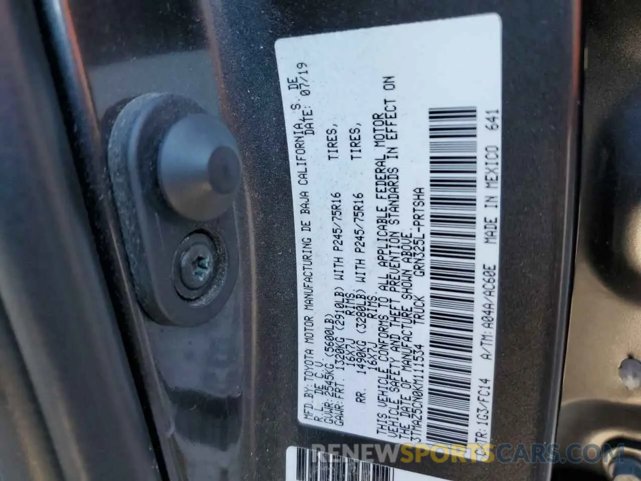 10 Photograph of a damaged car 3TMAZ5CN0KM111534 TOYOTA TACOMA 2019