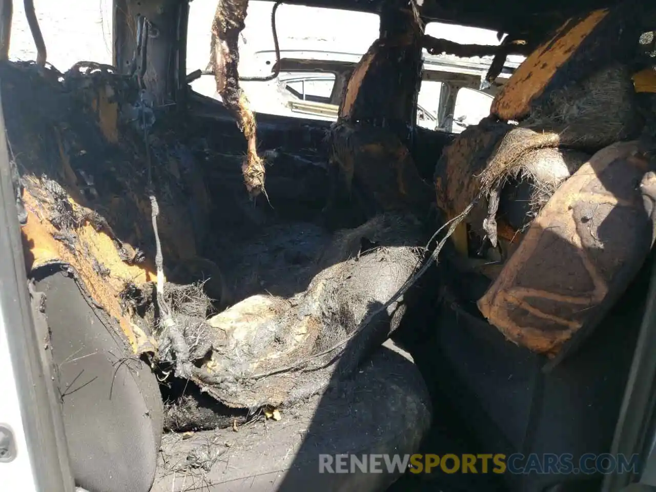 6 Photograph of a damaged car 3TMAZ5CN1KM085820 TOYOTA TACOMA 2019