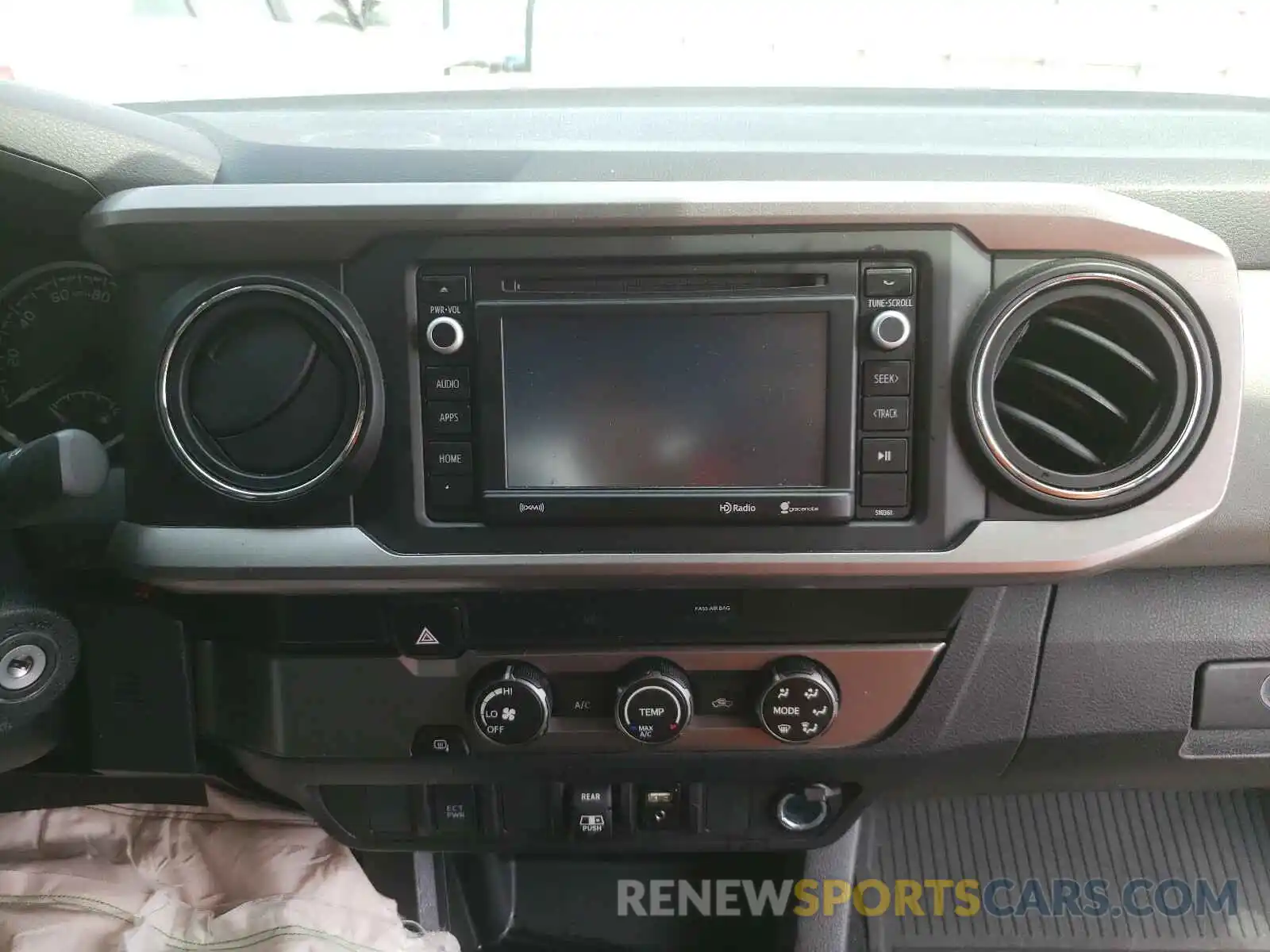 9 Photograph of a damaged car 3TMAZ5CN1KM086241 TOYOTA TACOMA 2019