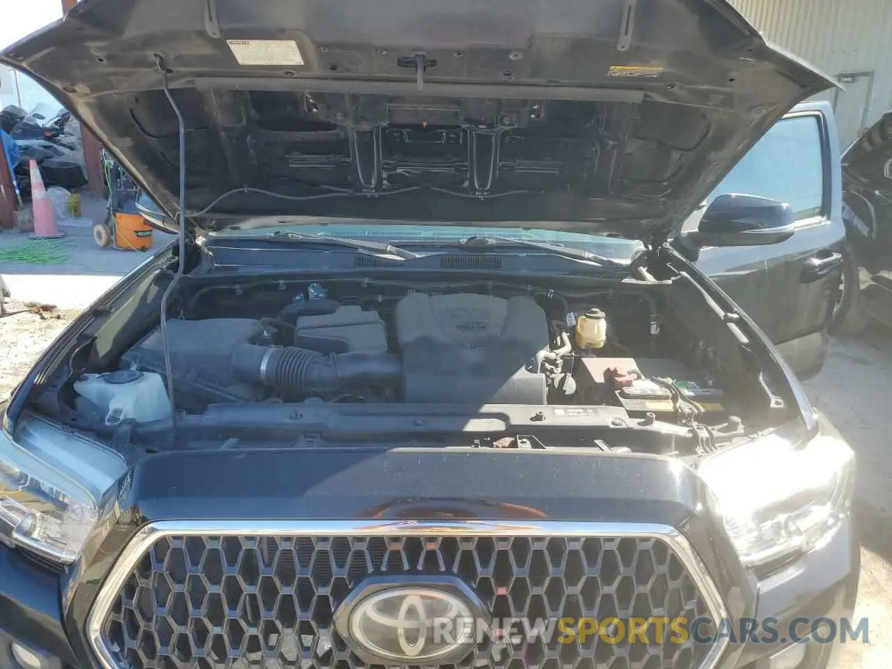 12 Photograph of a damaged car 3TMAZ5CN1KM095571 TOYOTA TACOMA 2019