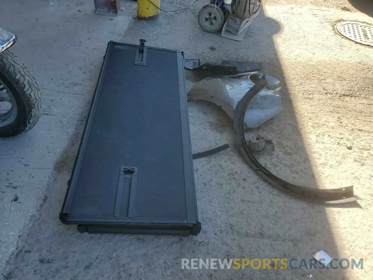 13 Photograph of a damaged car 3TMAZ5CN1KM095571 TOYOTA TACOMA 2019