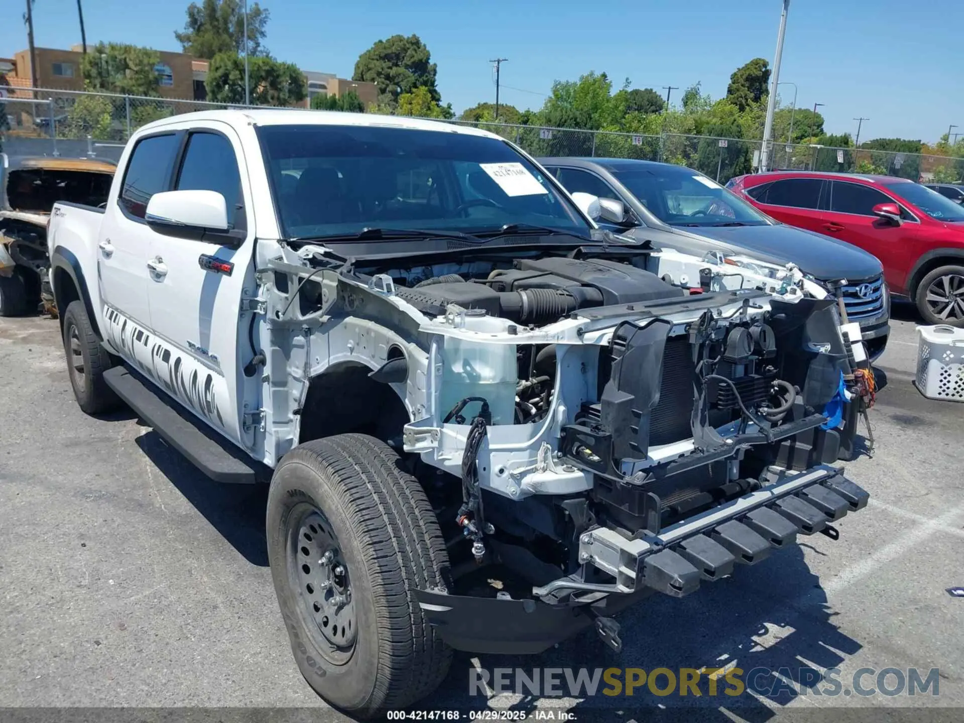 6 Photograph of a damaged car 3TMAZ5CN1KM096770 TOYOTA TACOMA 2019