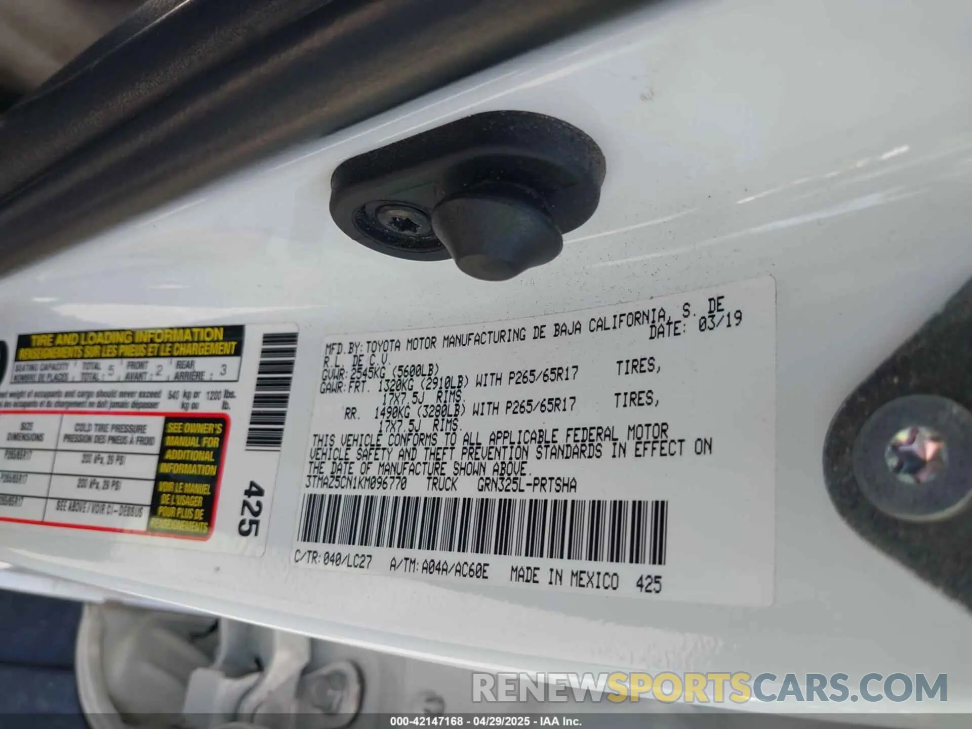 9 Photograph of a damaged car 3TMAZ5CN1KM096770 TOYOTA TACOMA 2019