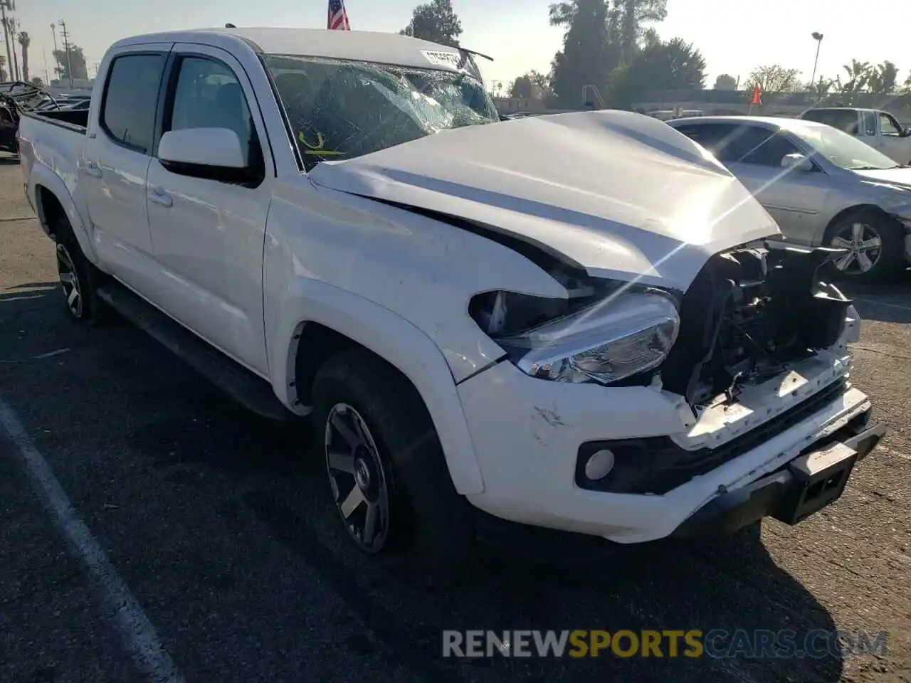 1 Photograph of a damaged car 3TMAZ5CN1KM100705 TOYOTA TACOMA 2019