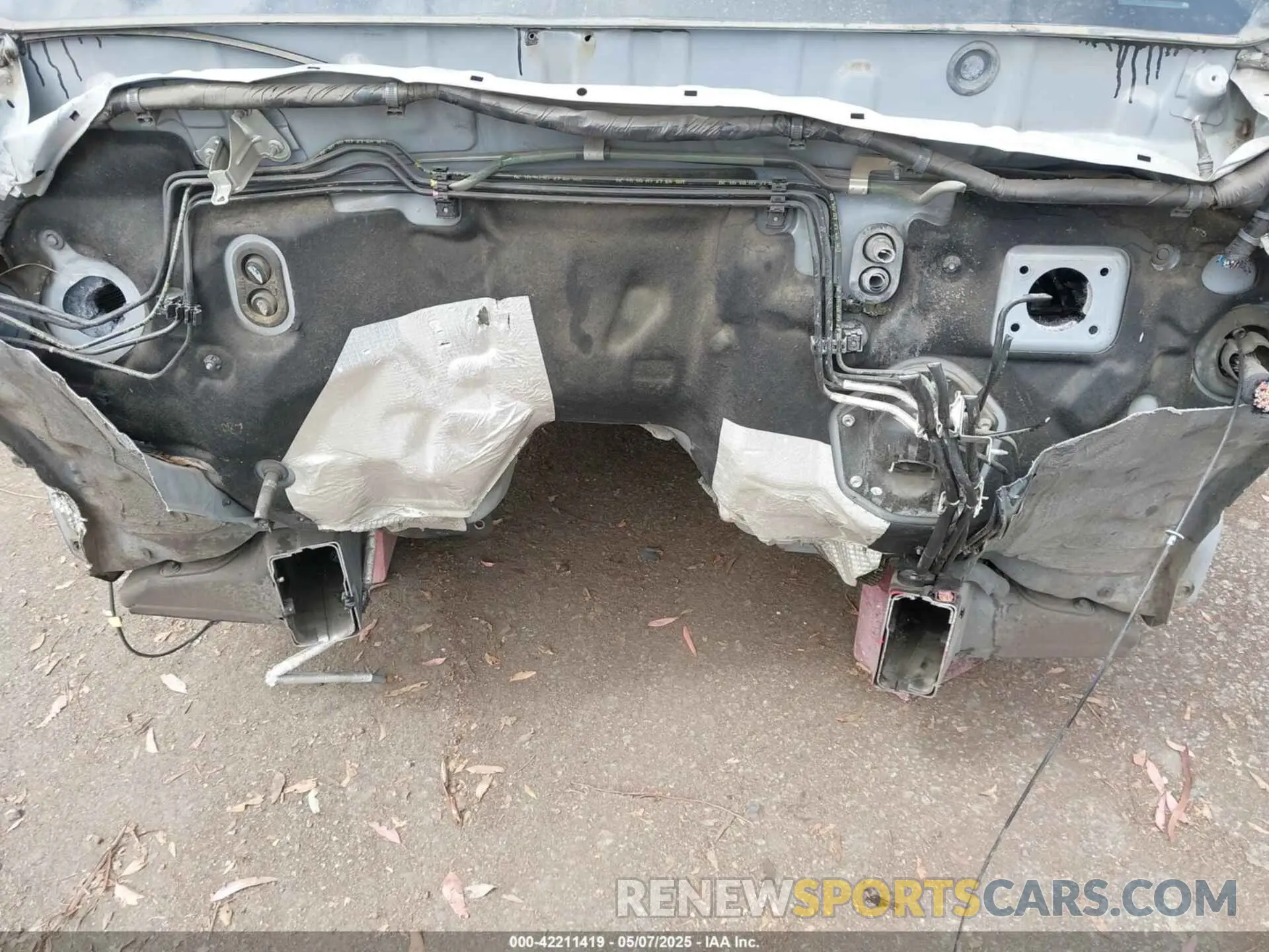 10 Photograph of a damaged car 3TMAZ5CN1KM108478 TOYOTA TACOMA 2019