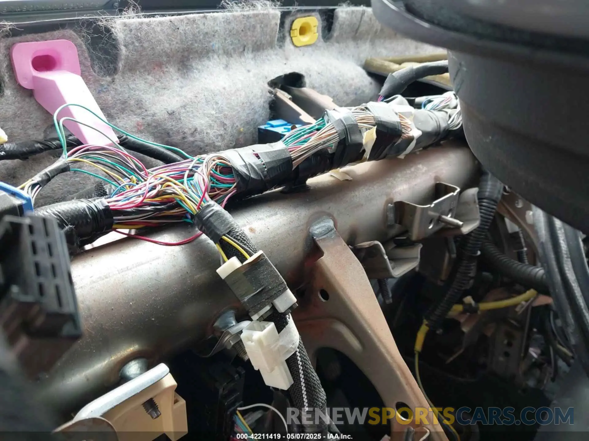 7 Photograph of a damaged car 3TMAZ5CN1KM108478 TOYOTA TACOMA 2019