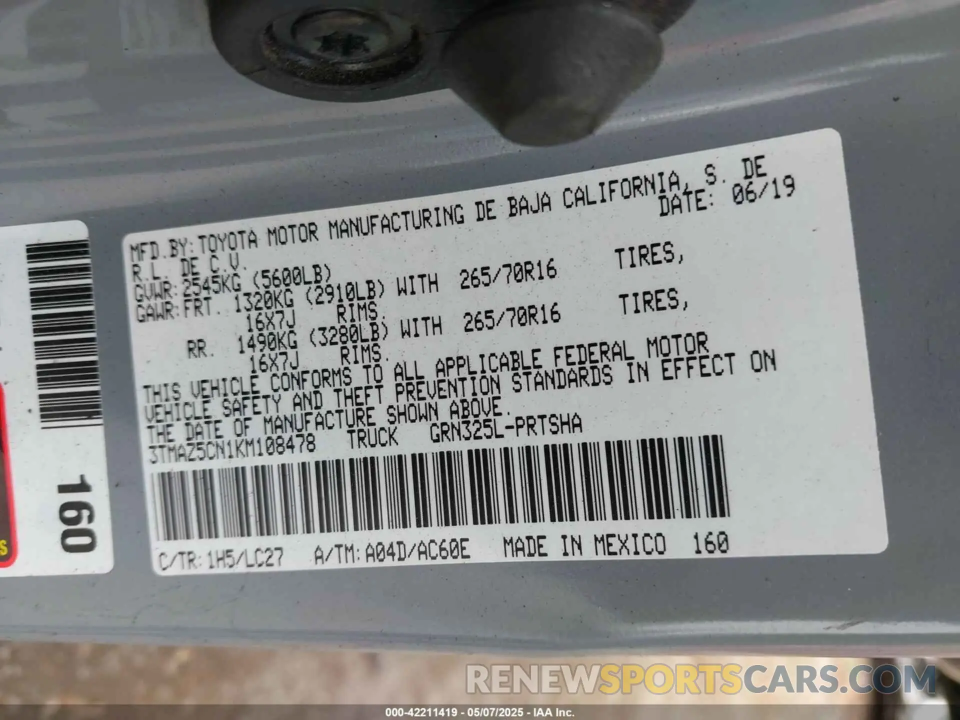 9 Photograph of a damaged car 3TMAZ5CN1KM108478 TOYOTA TACOMA 2019