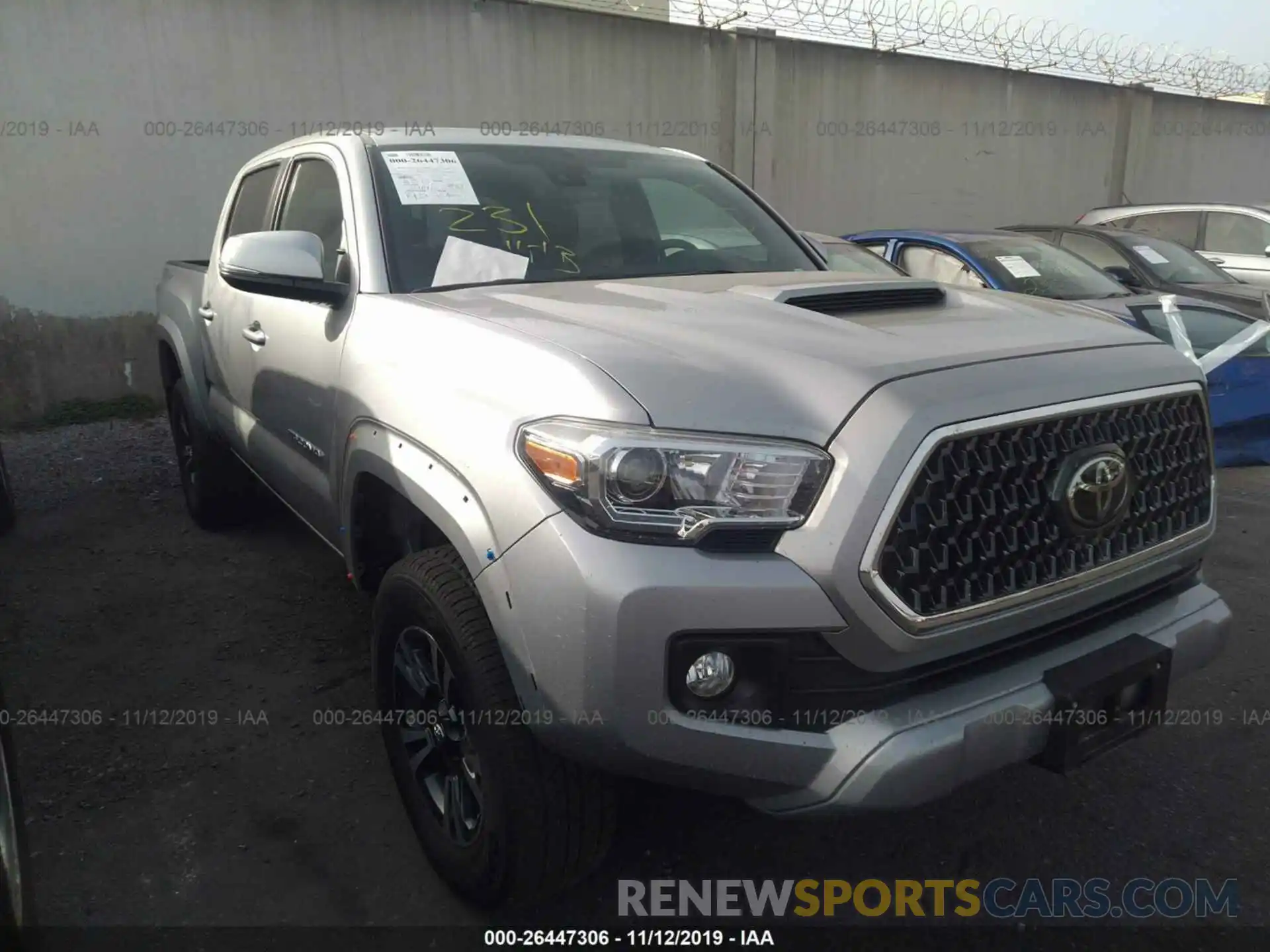 1 Photograph of a damaged car 3TMAZ5CN2KM080951 TOYOTA TACOMA 2019