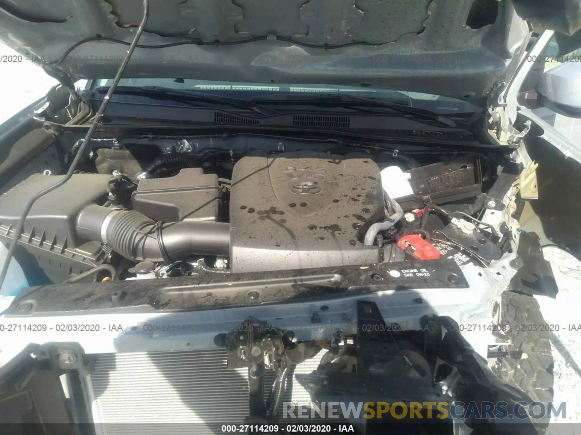 10 Photograph of a damaged car 3TMAZ5CN2KM083560 TOYOTA TACOMA 2019