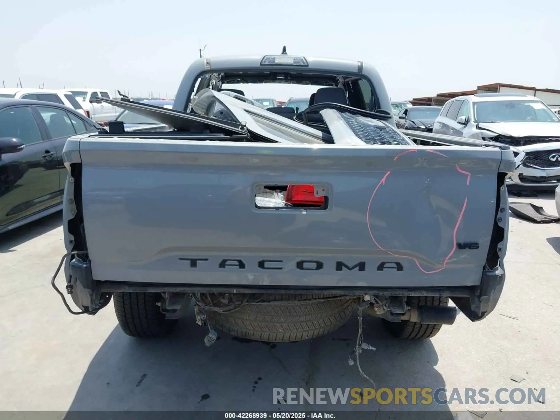 17 Photograph of a damaged car 3TMAZ5CN2KM096096 TOYOTA TACOMA 2019