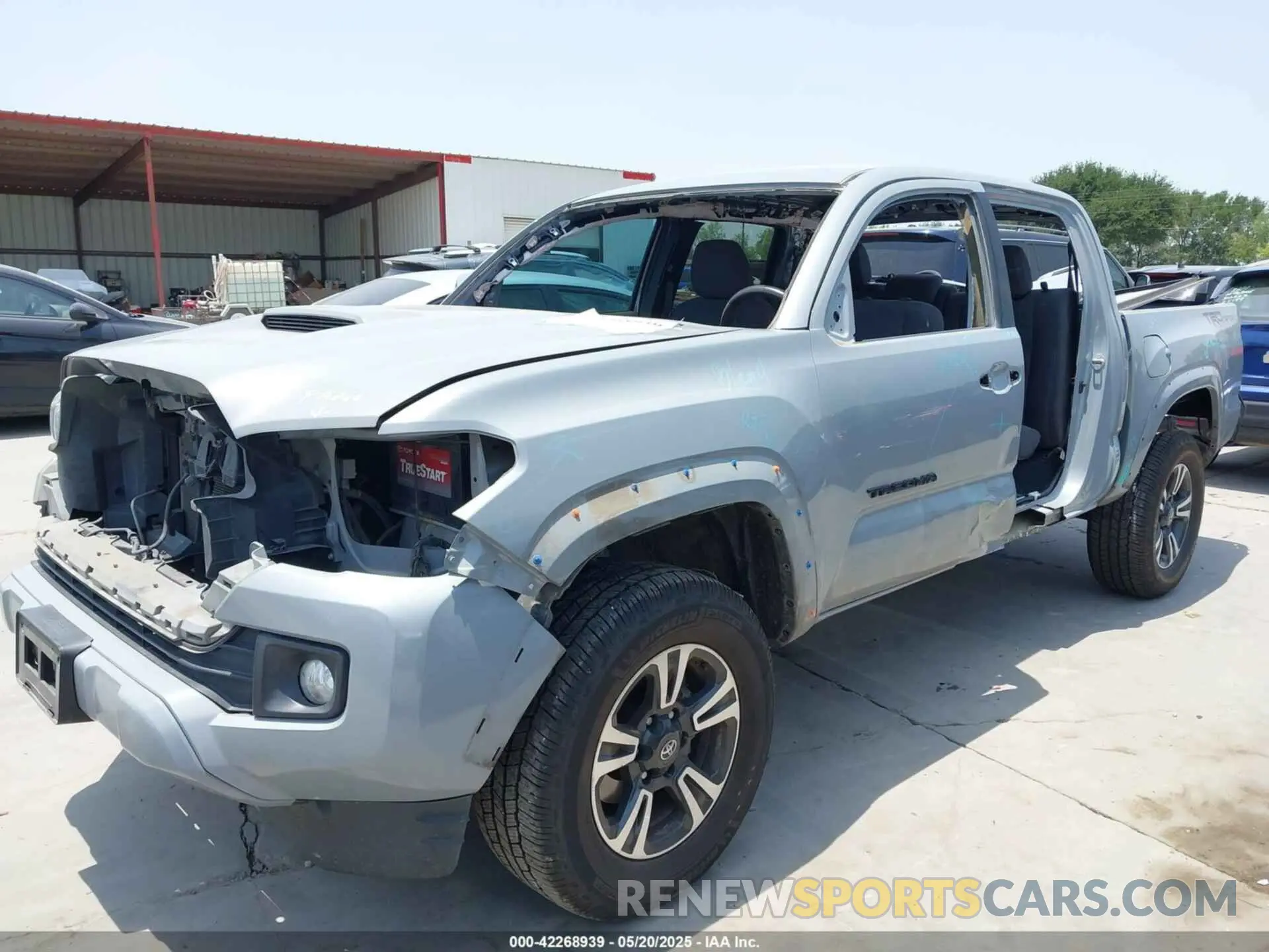 2 Photograph of a damaged car 3TMAZ5CN2KM096096 TOYOTA TACOMA 2019