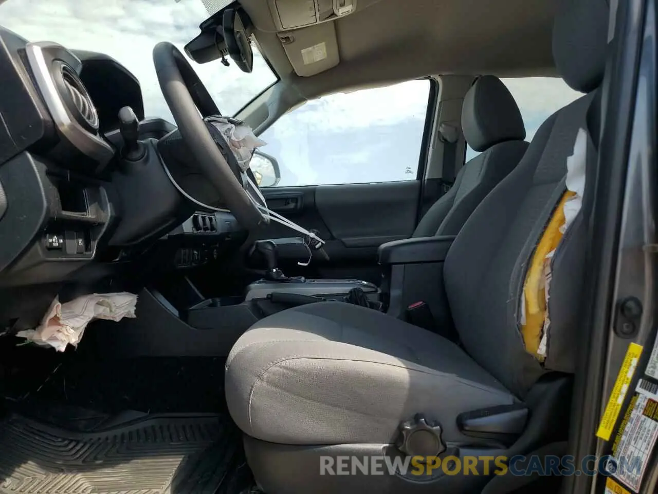7 Photograph of a damaged car 3TMAZ5CN2KM097622 TOYOTA TACOMA 2019