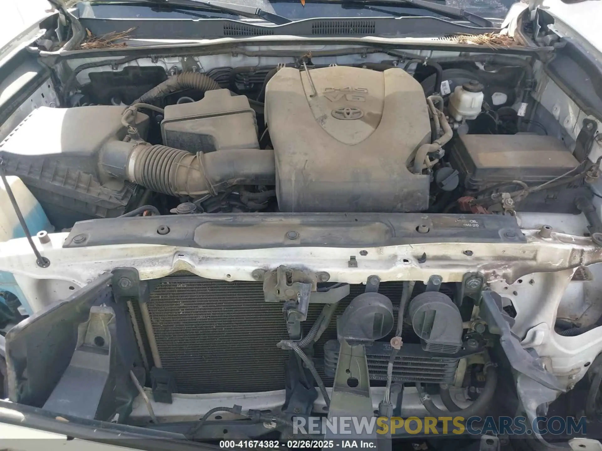 10 Photograph of a damaged car 3TMAZ5CN3KM086239 TOYOTA TACOMA 2019