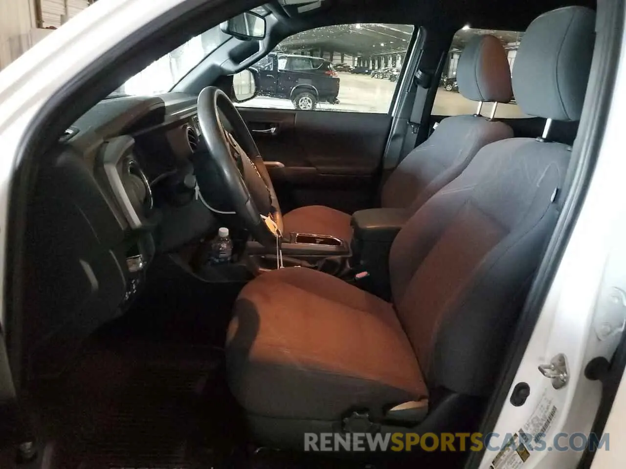7 Photograph of a damaged car 3TMAZ5CN3KM087911 TOYOTA TACOMA 2019