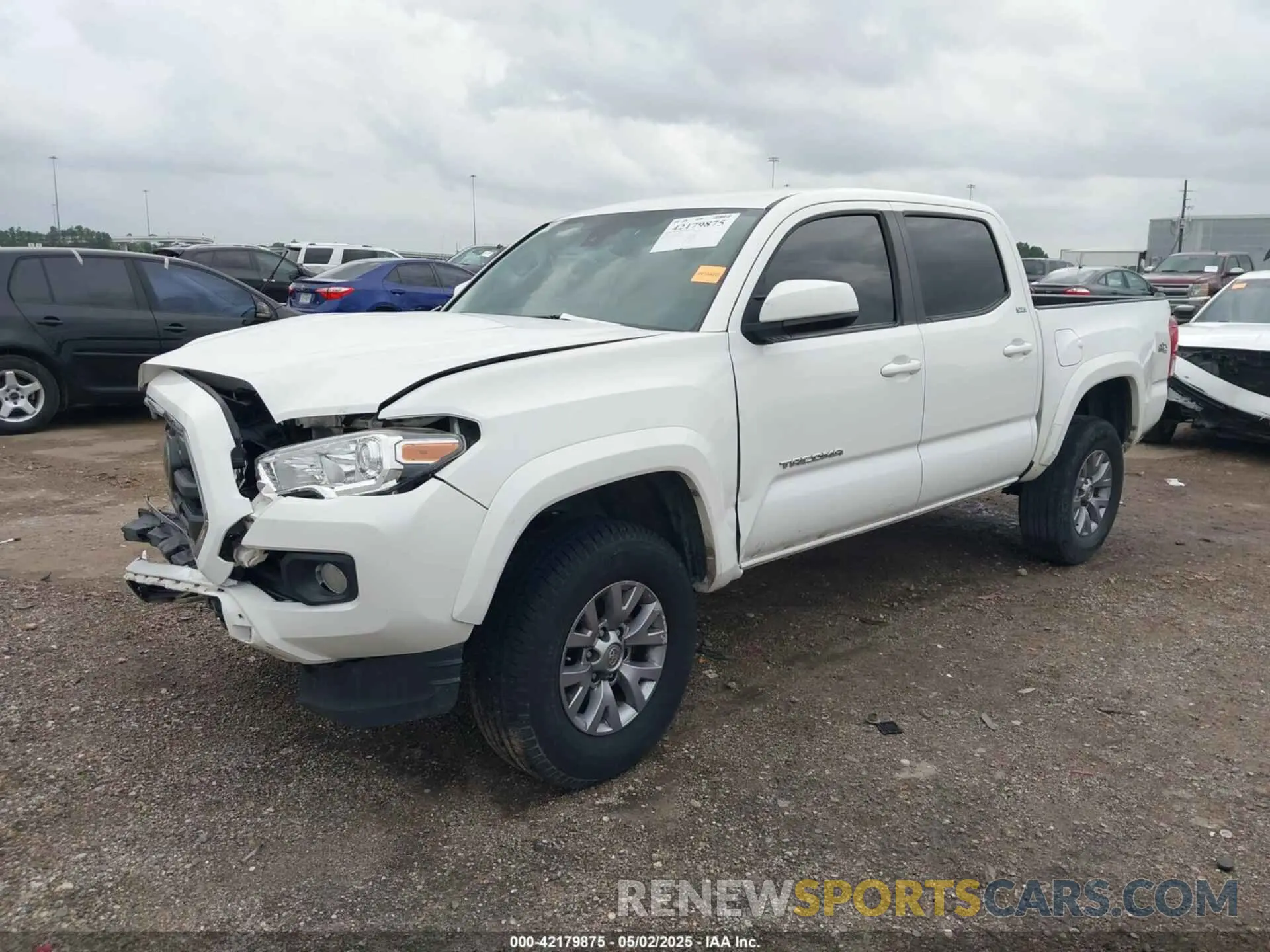 2 Photograph of a damaged car 3TMAZ5CN3KM103332 TOYOTA TACOMA 2019