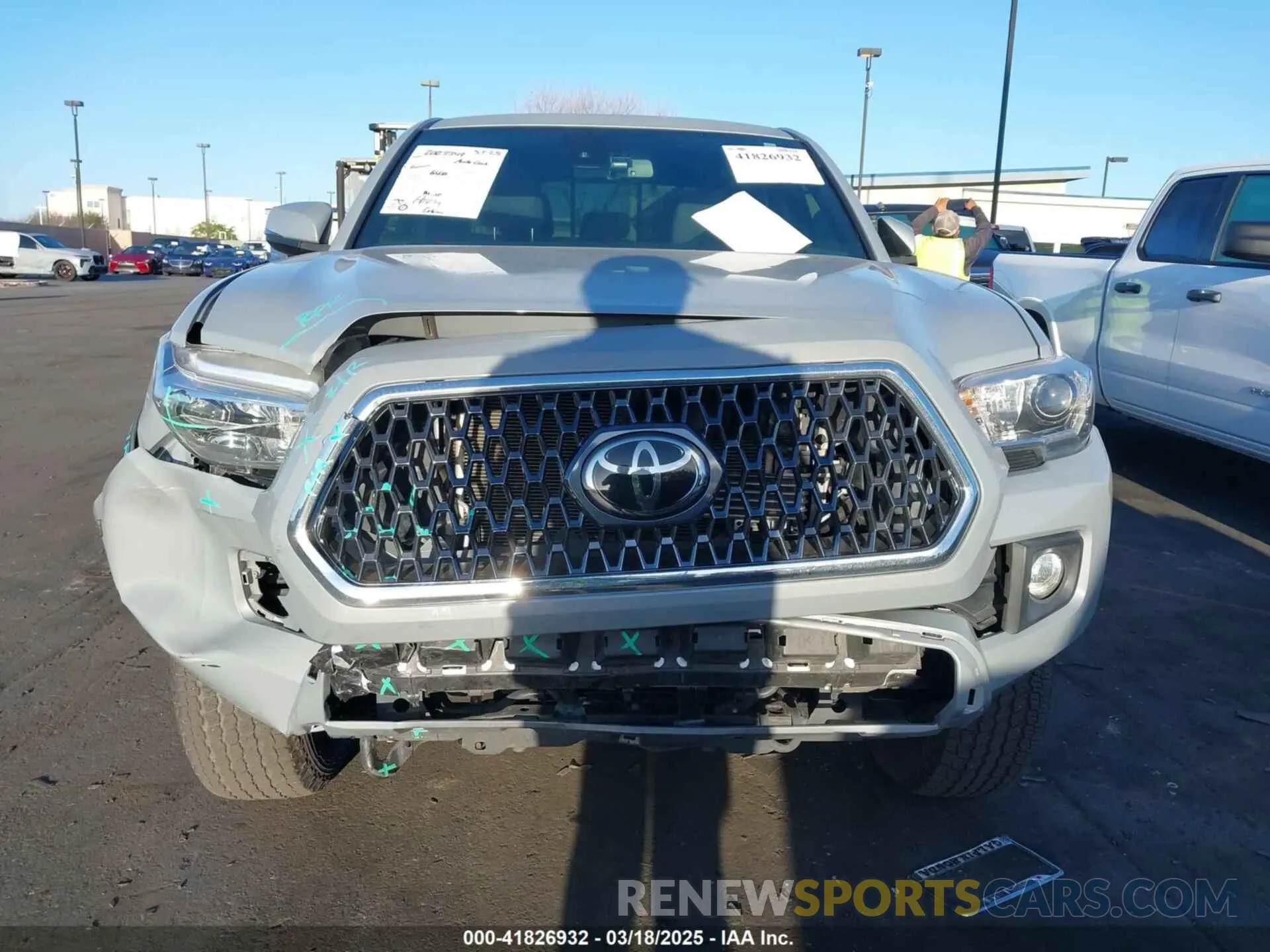 13 Photograph of a damaged car 3TMAZ5CN4KM102691 TOYOTA TACOMA 2019