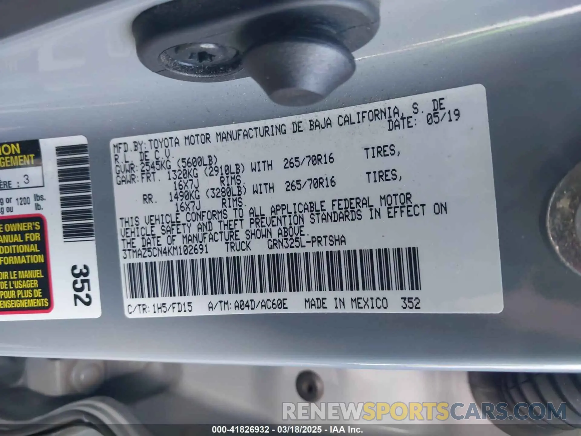 9 Photograph of a damaged car 3TMAZ5CN4KM102691 TOYOTA TACOMA 2019
