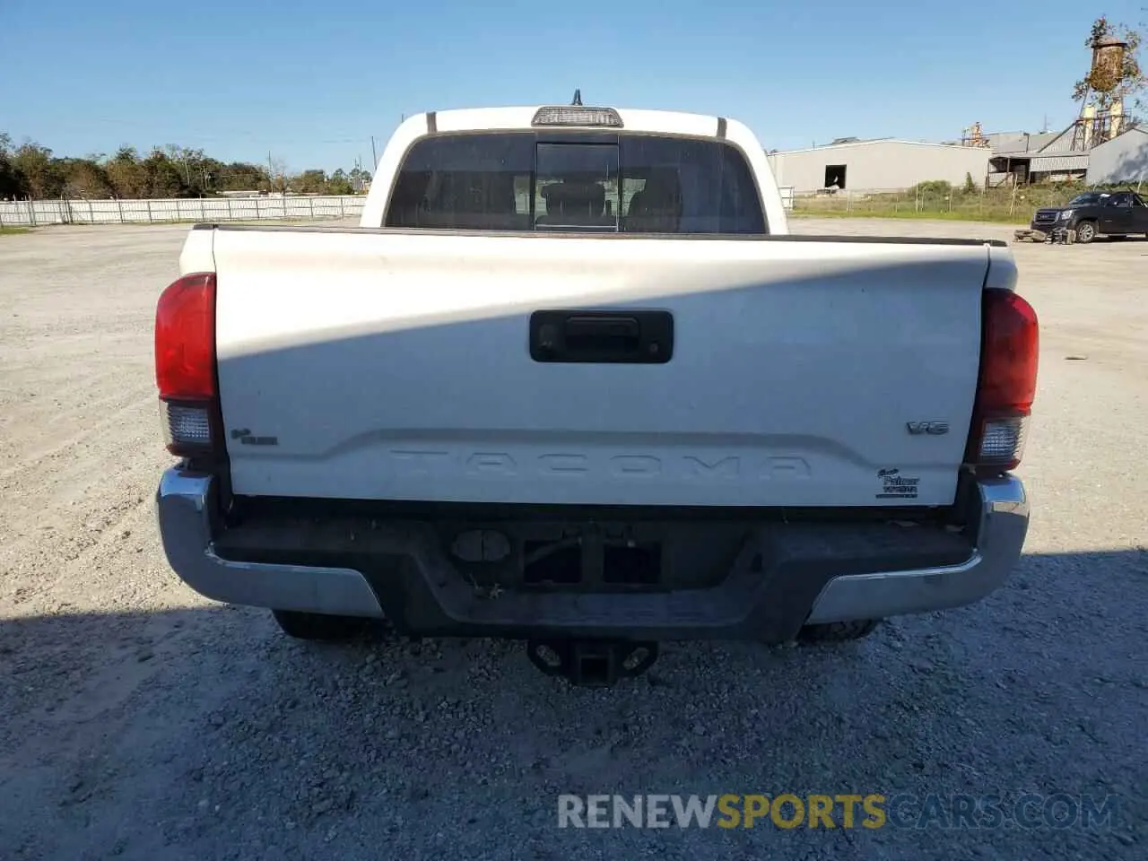 6 Photograph of a damaged car 3TMAZ5CN4KM108216 TOYOTA TACOMA 2019