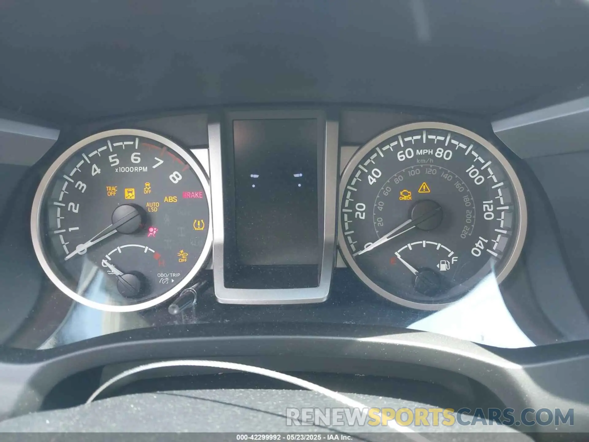7 Photograph of a damaged car 3TMAZ5CN5KM081947 TOYOTA TACOMA 2019