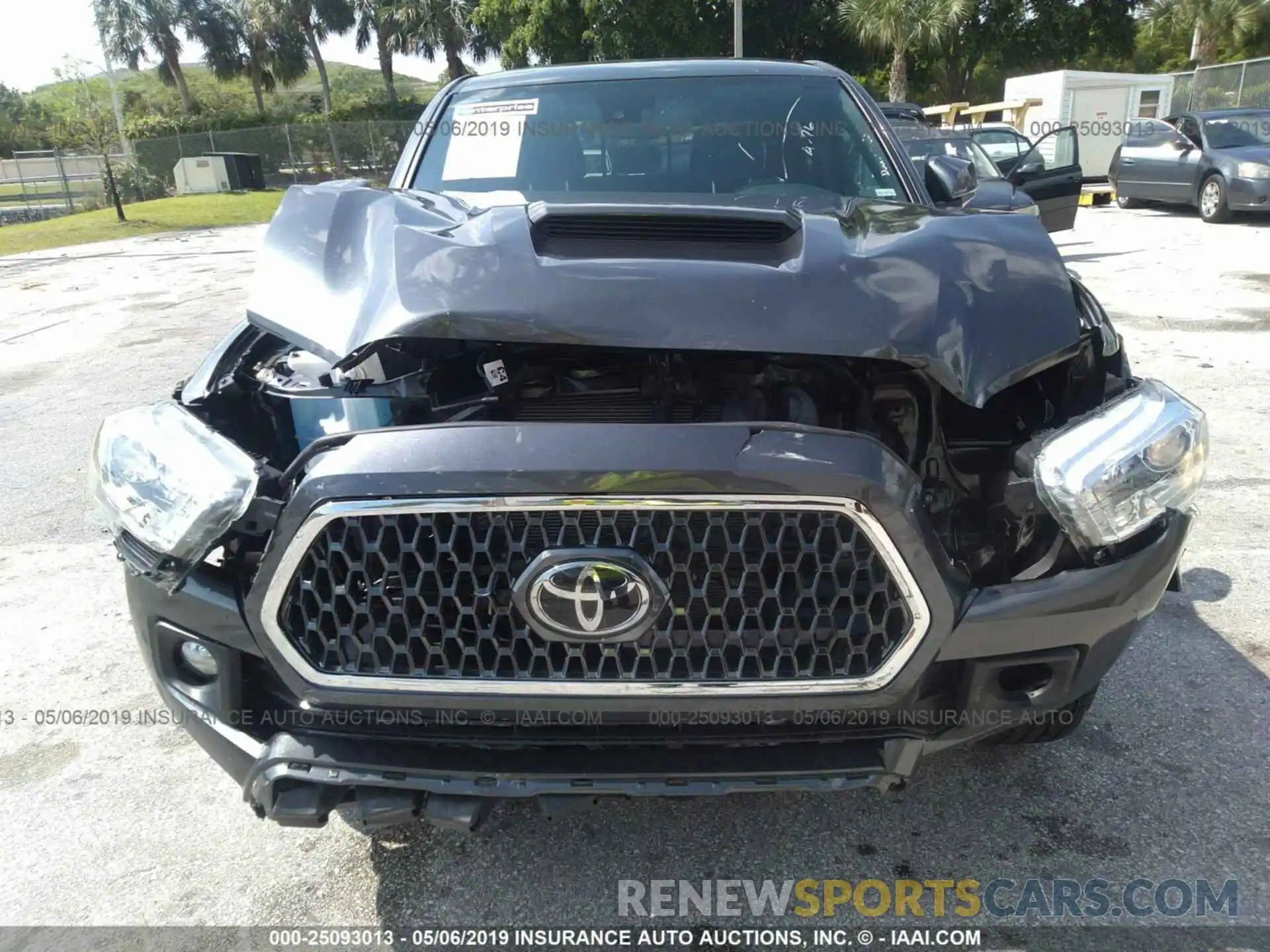 6 Photograph of a damaged car 3TMAZ5CN5KM087666 TOYOTA TACOMA 2019