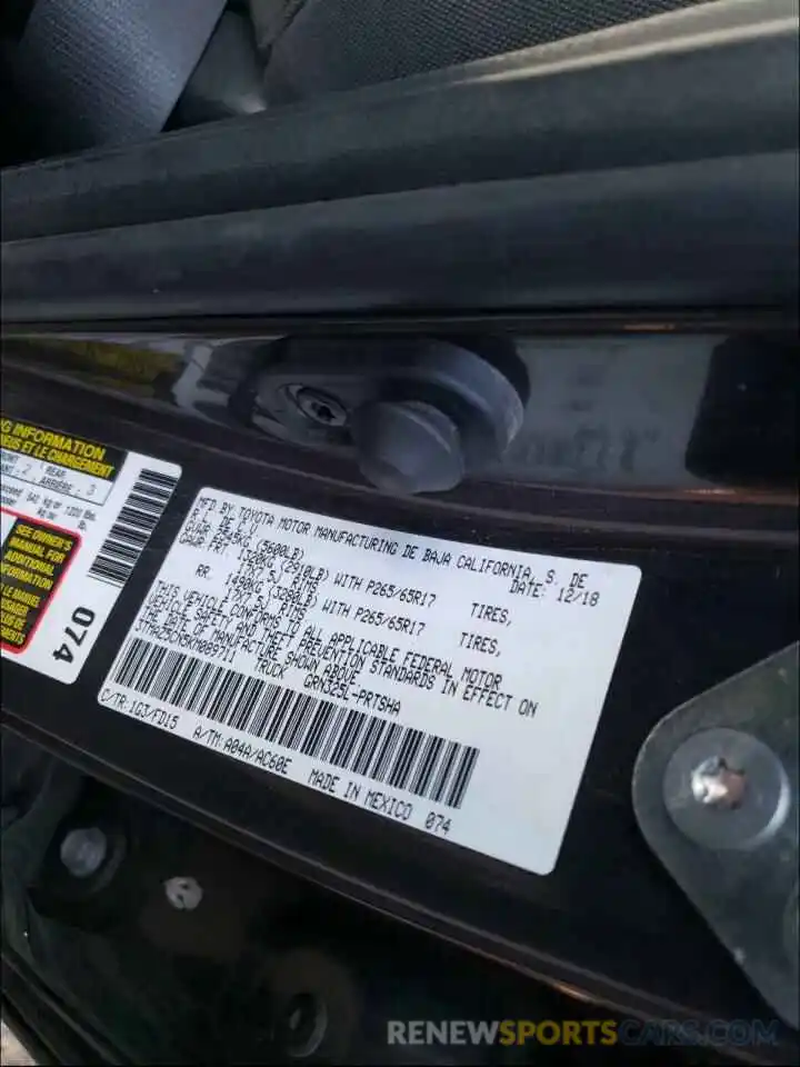 10 Photograph of a damaged car 3TMAZ5CN5KM089711 TOYOTA TACOMA 2019