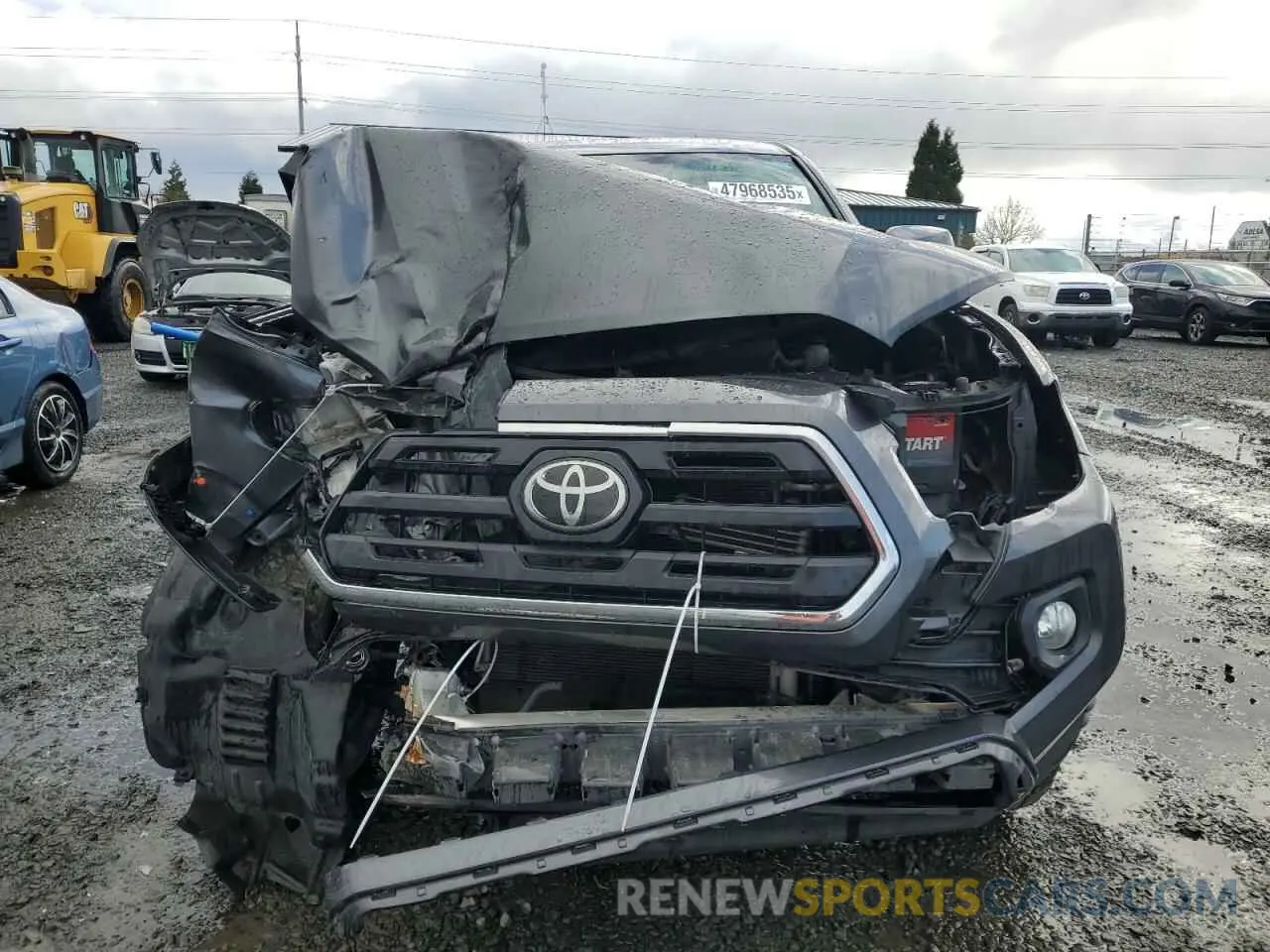 5 Photograph of a damaged car 3TMAZ5CN5KM102604 TOYOTA TACOMA 2019