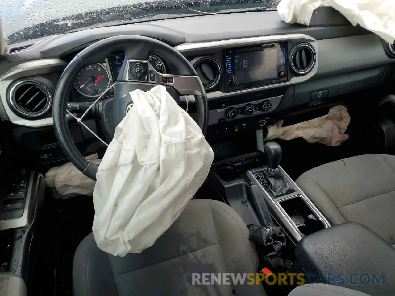 8 Photograph of a damaged car 3TMAZ5CN5KM102604 TOYOTA TACOMA 2019