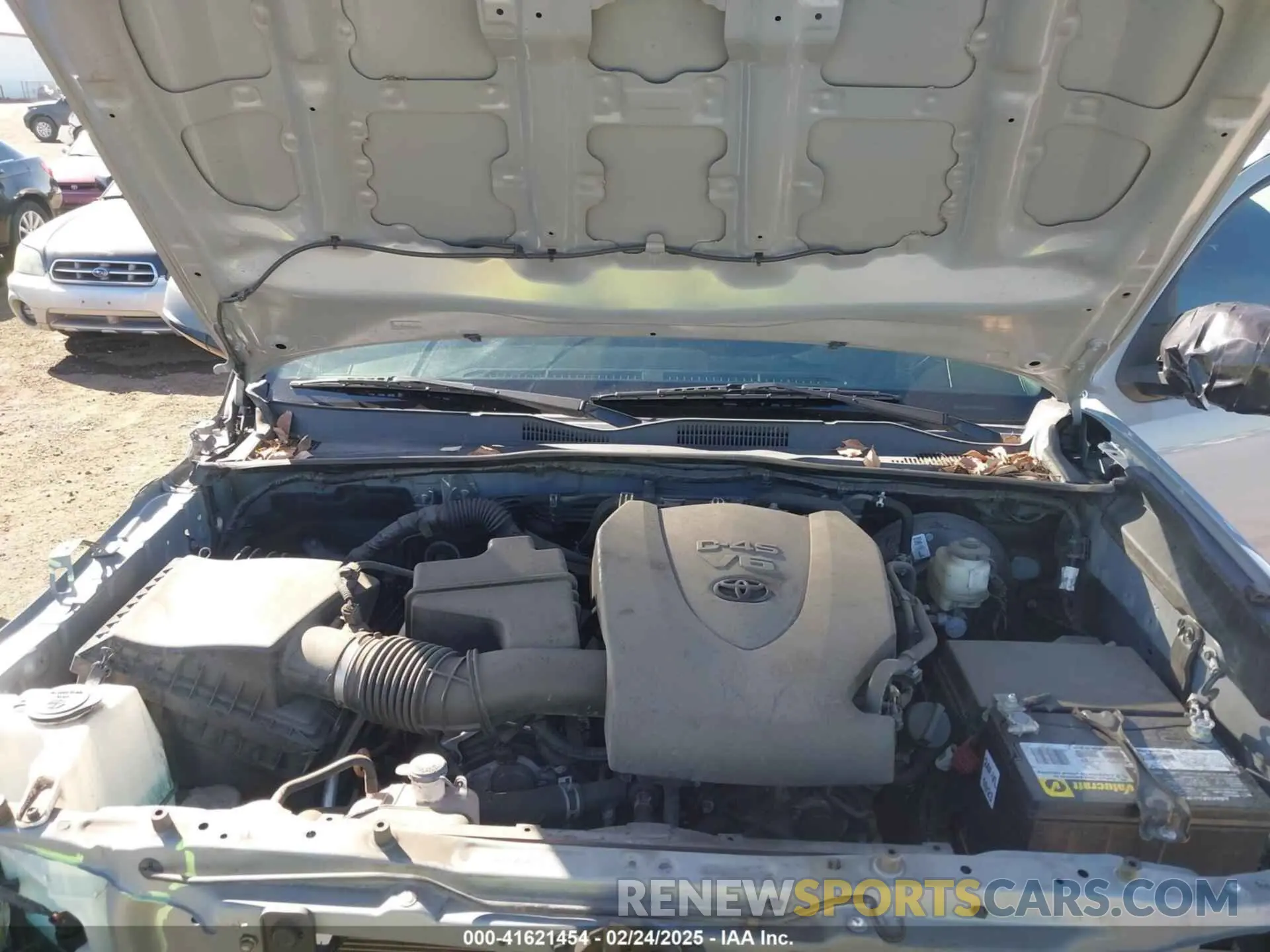 9 Photograph of a damaged car 3TMAZ5CN5KM103963 TOYOTA TACOMA 2019