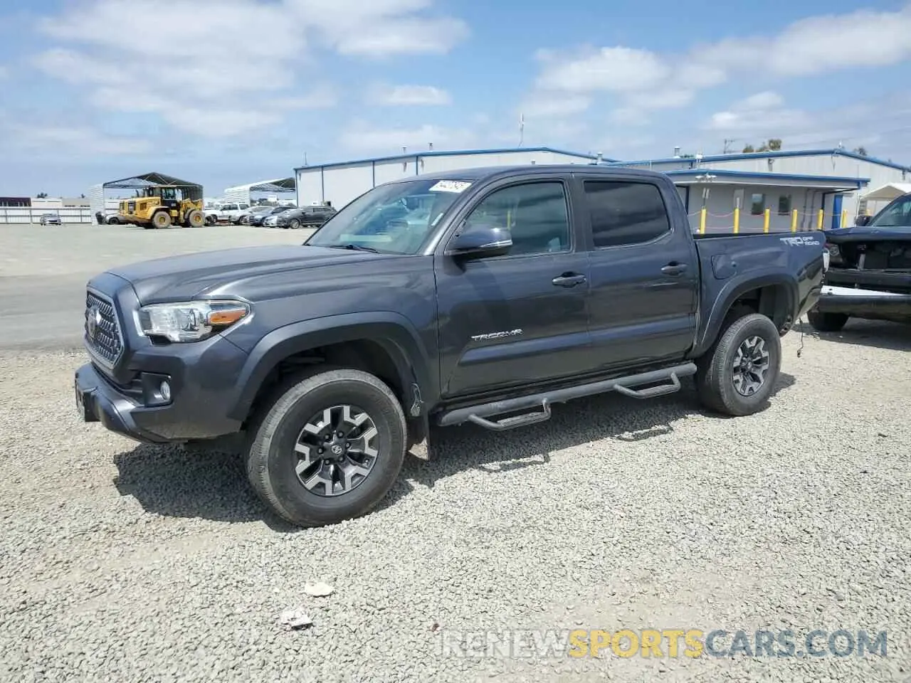 1 Photograph of a damaged car 3TMAZ5CN6KM086252 TOYOTA TACOMA 2019