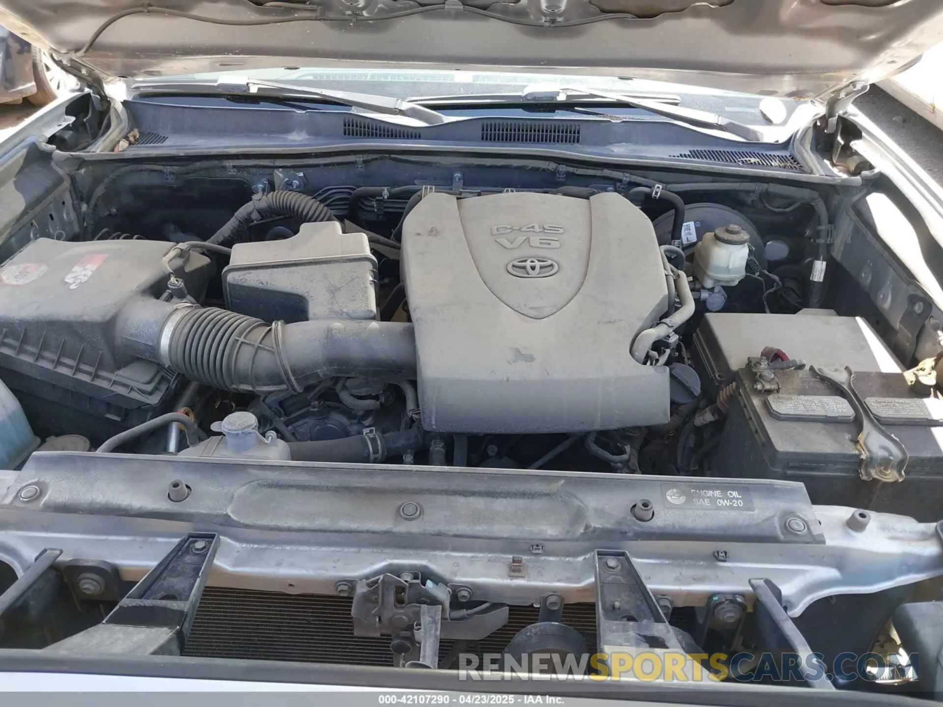 10 Photograph of a damaged car 3TMAZ5CN6KM096702 TOYOTA TACOMA 2019