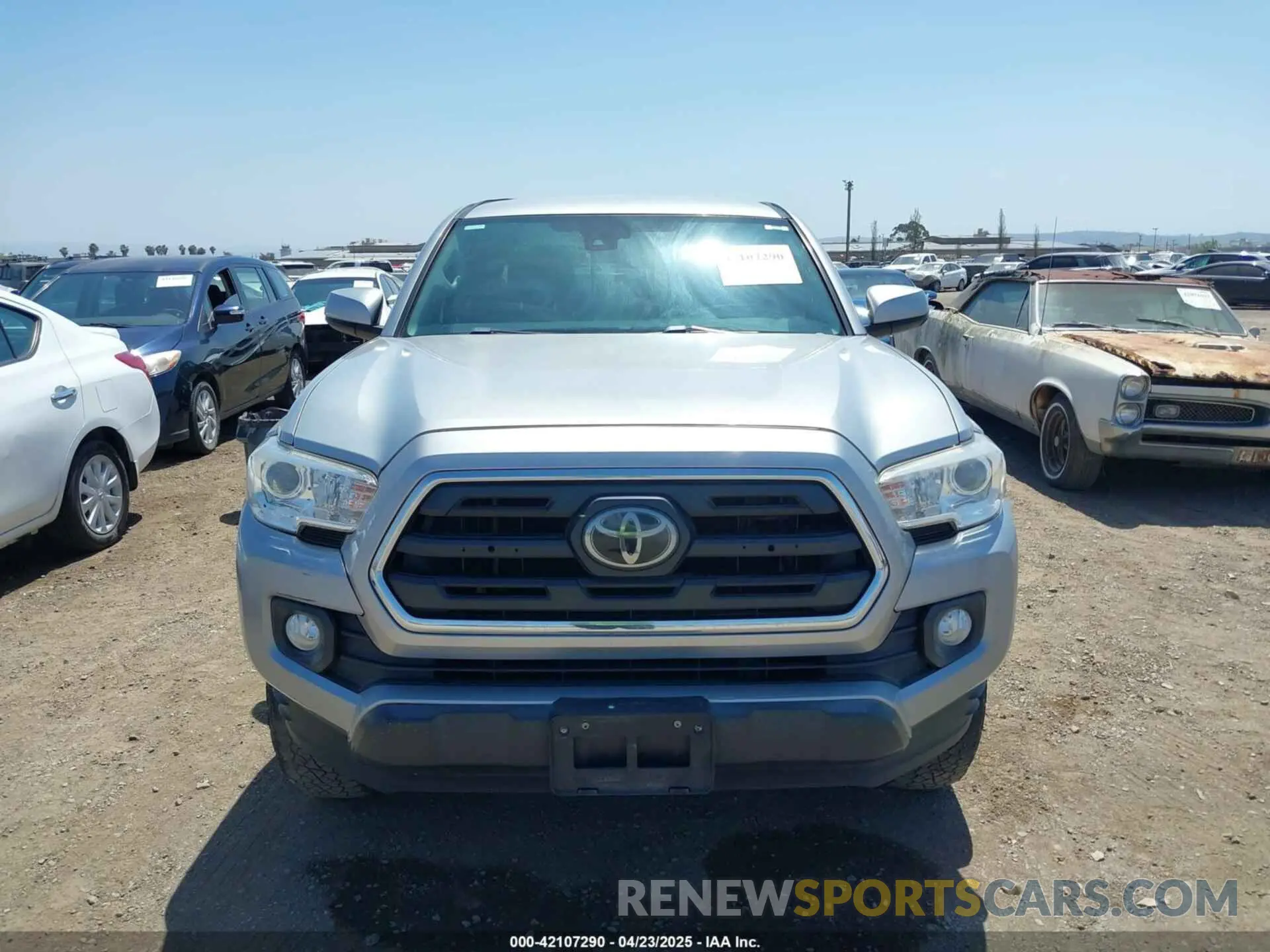 13 Photograph of a damaged car 3TMAZ5CN6KM096702 TOYOTA TACOMA 2019