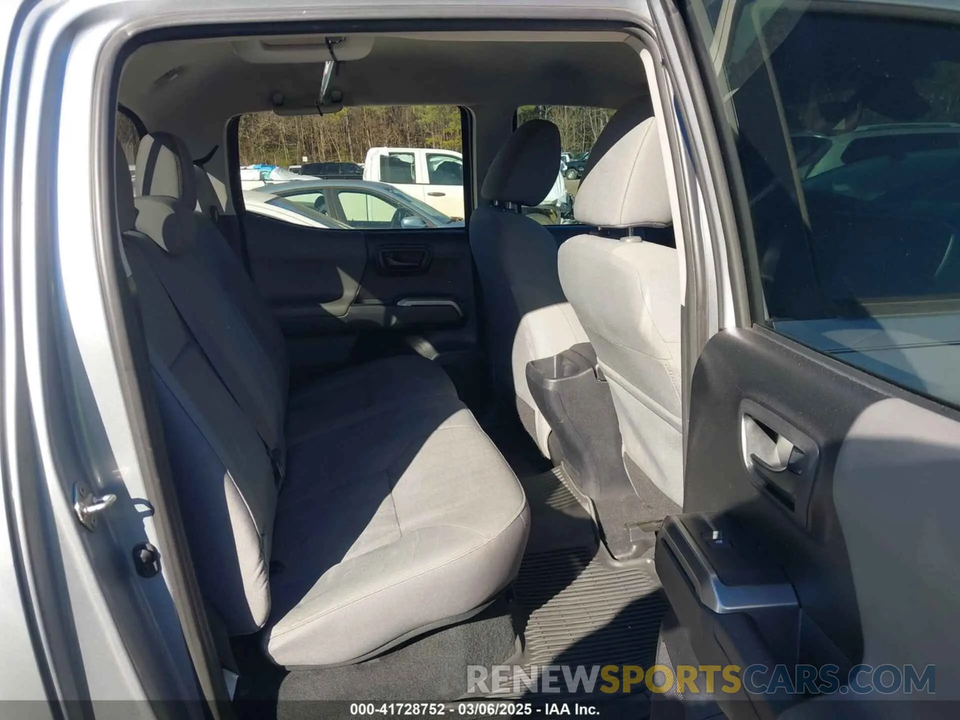 8 Photograph of a damaged car 3TMAZ5CN6KM099700 TOYOTA TACOMA 2019