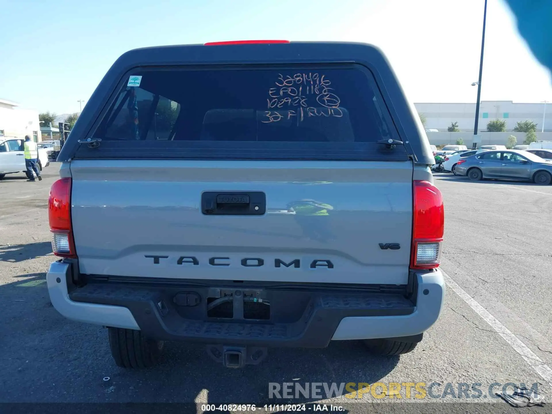 16 Photograph of a damaged car 3TMAZ5CN6KM101395 TOYOTA TACOMA 2019