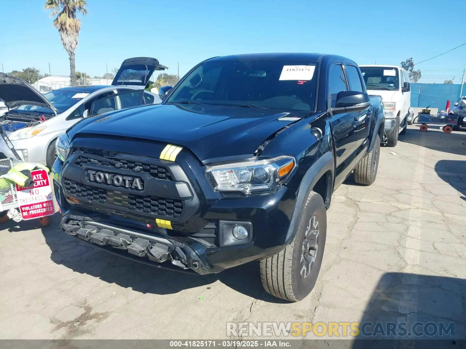 2 Photograph of a damaged car 3TMAZ5CN6KM105771 TOYOTA TACOMA 2019